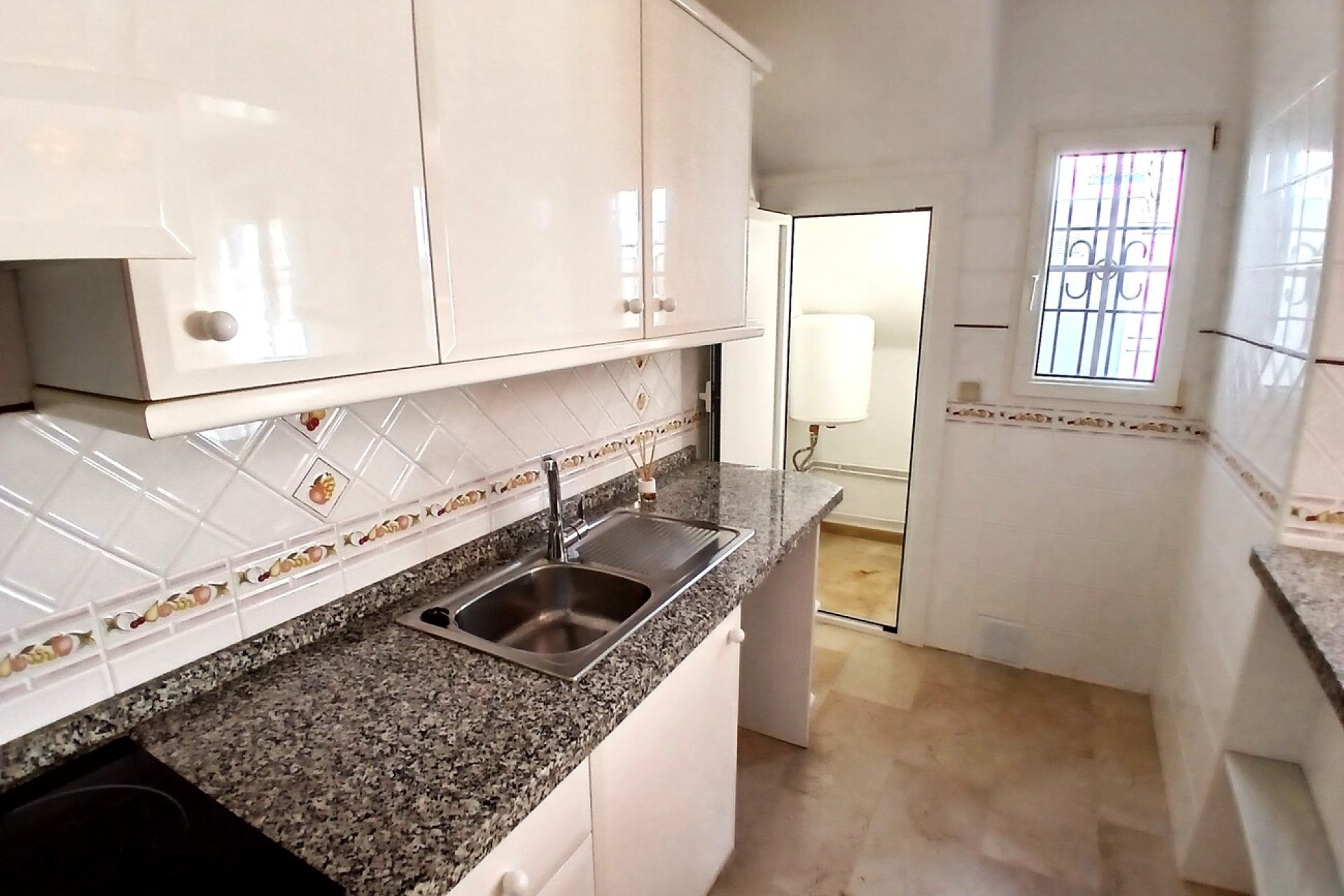 Återförsäljning - Bungalow -
Villamartin - La Rioja V
