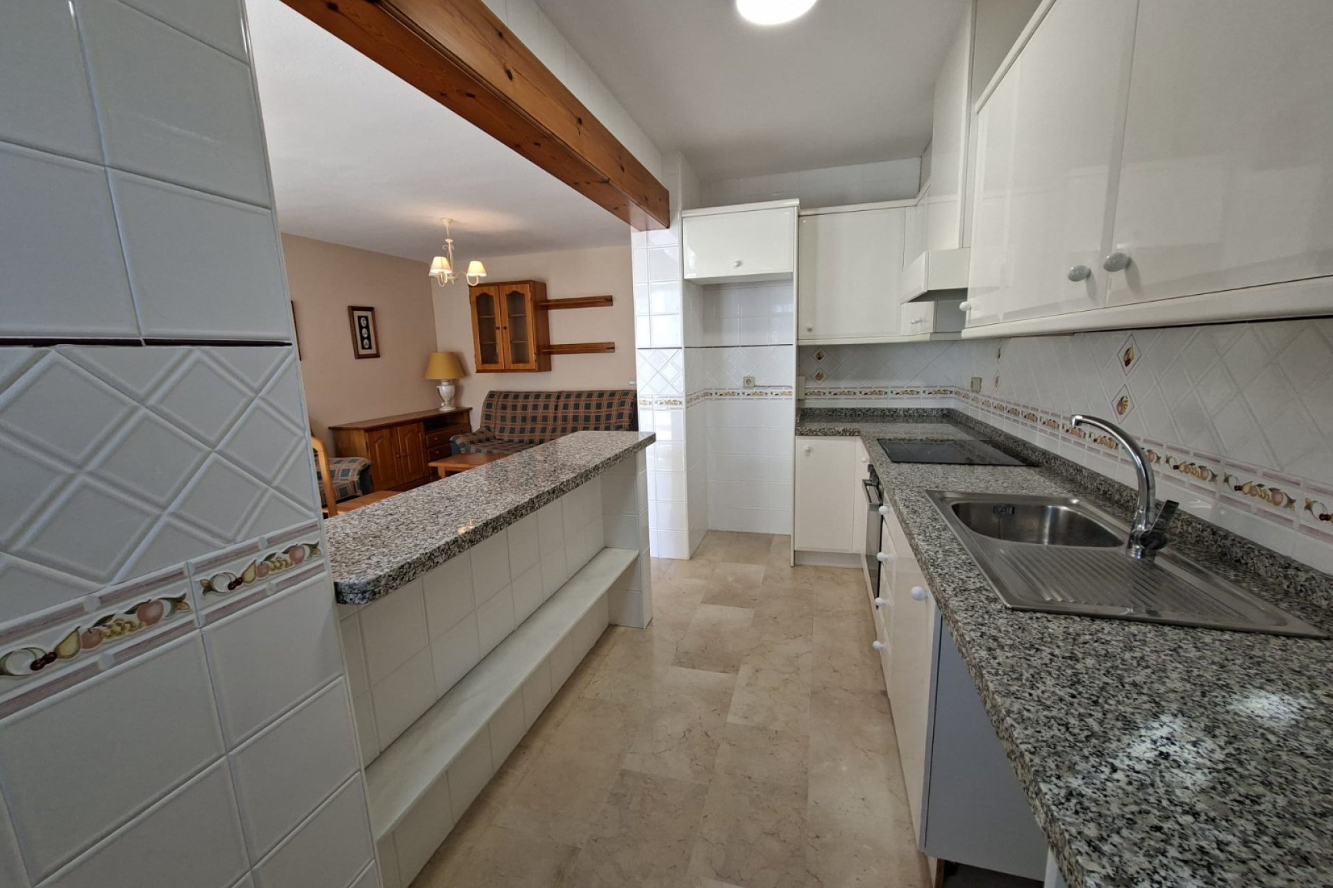 Återförsäljning - Bungalow -
Villamartin - Rioja