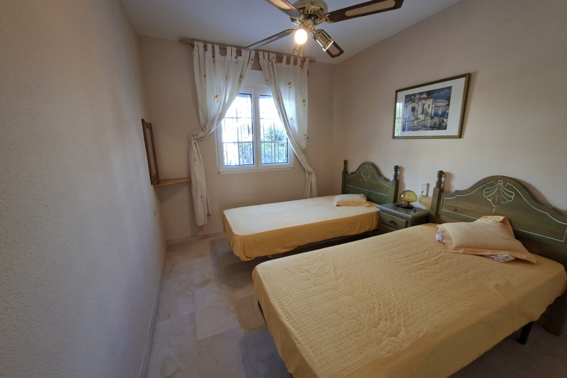 Återförsäljning - Bungalow -
Villamartin - Rioja