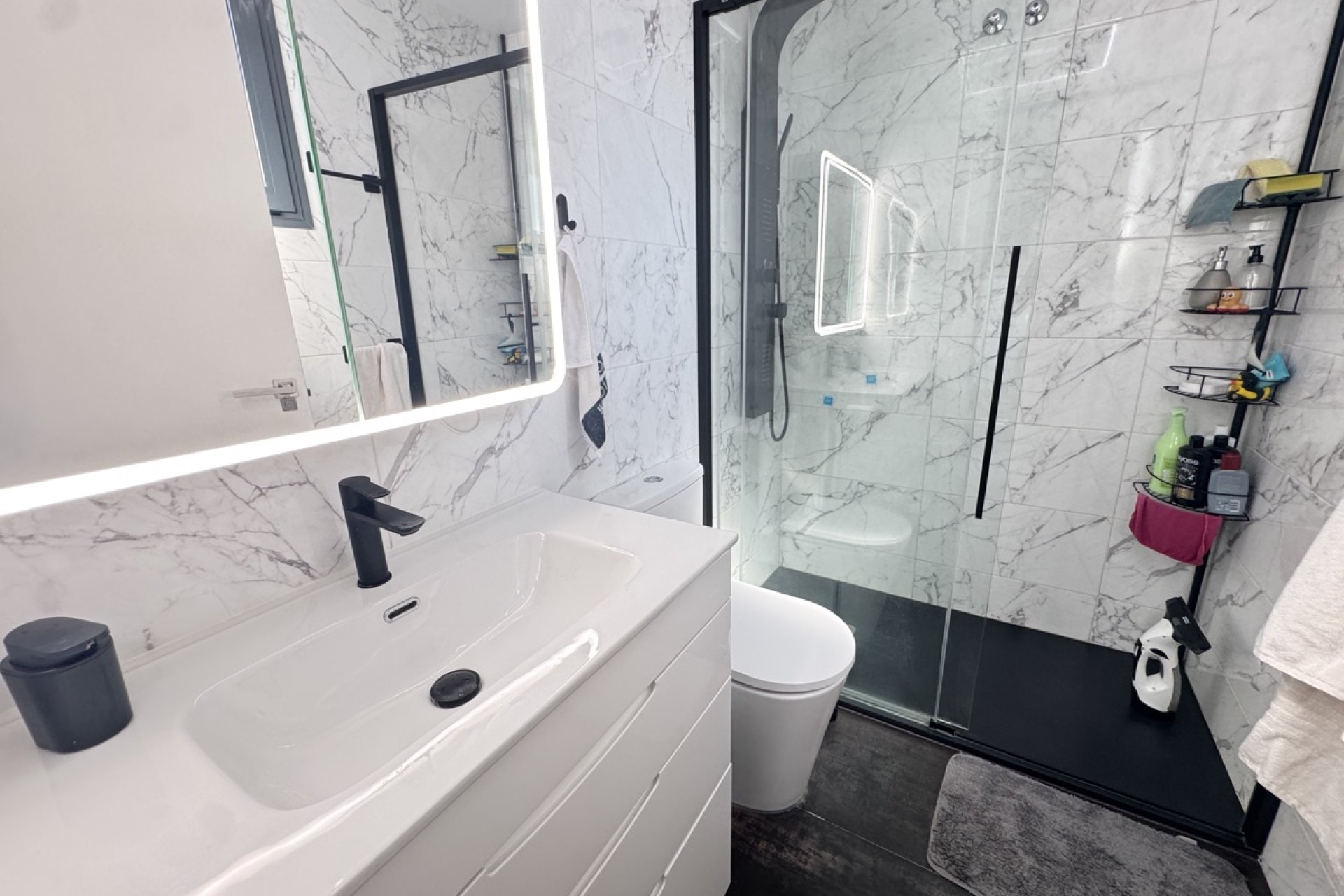 Återförsäljning - Bungalow -
Villamartin - Villamartín