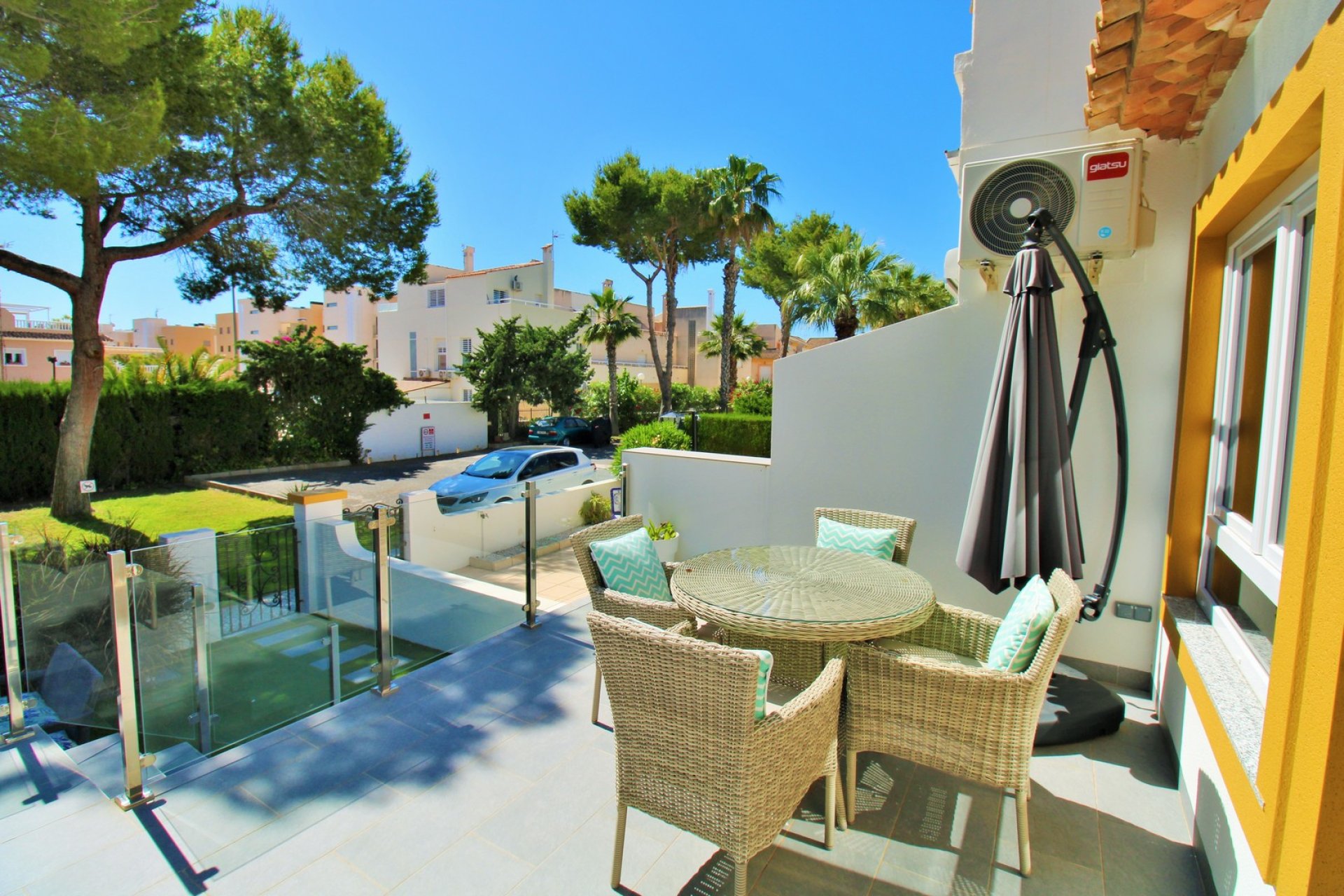 Återförsäljning - Bungalow -
Villamartin - Villamartín