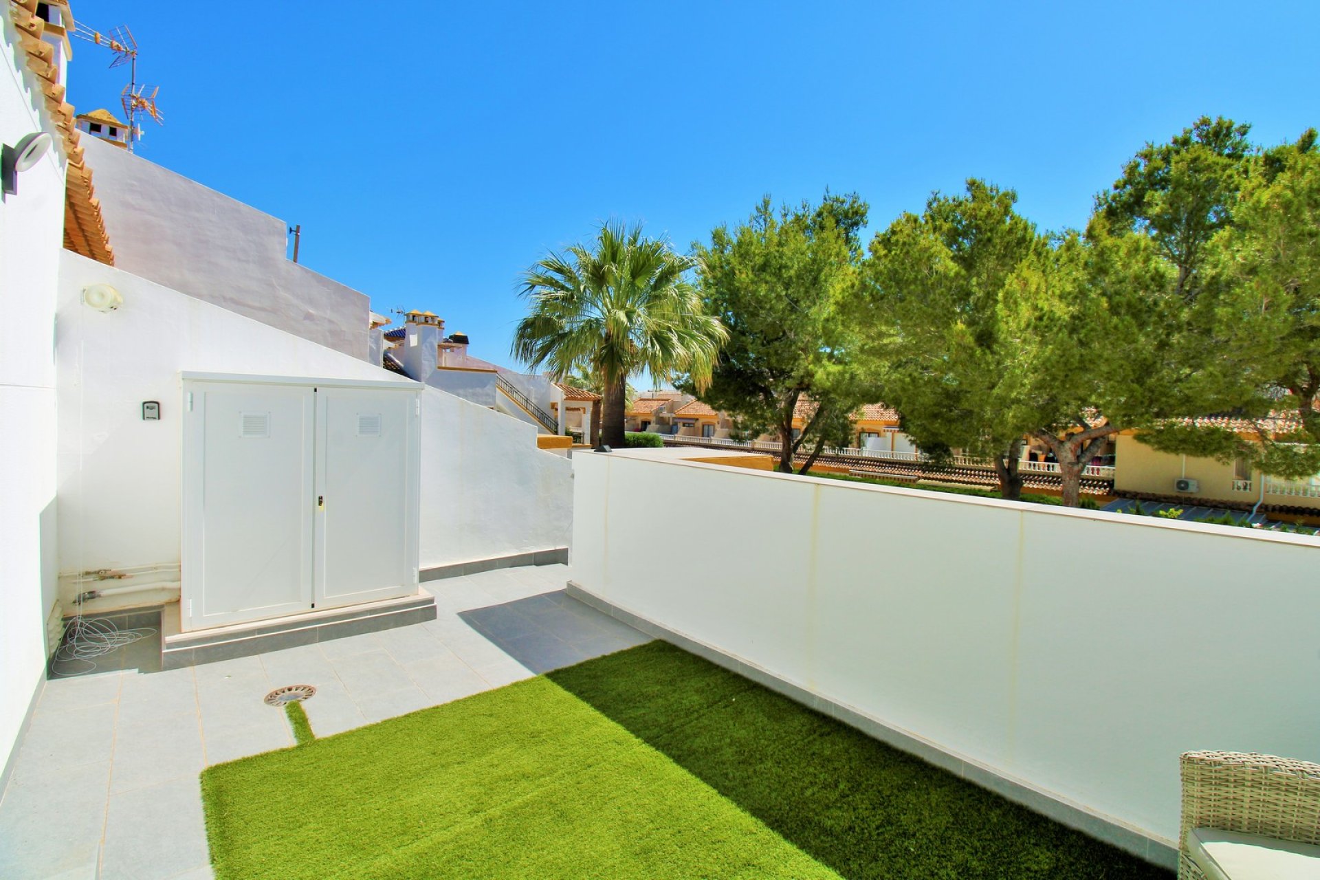 Återförsäljning - Bungalow -
Villamartin - Villamartín