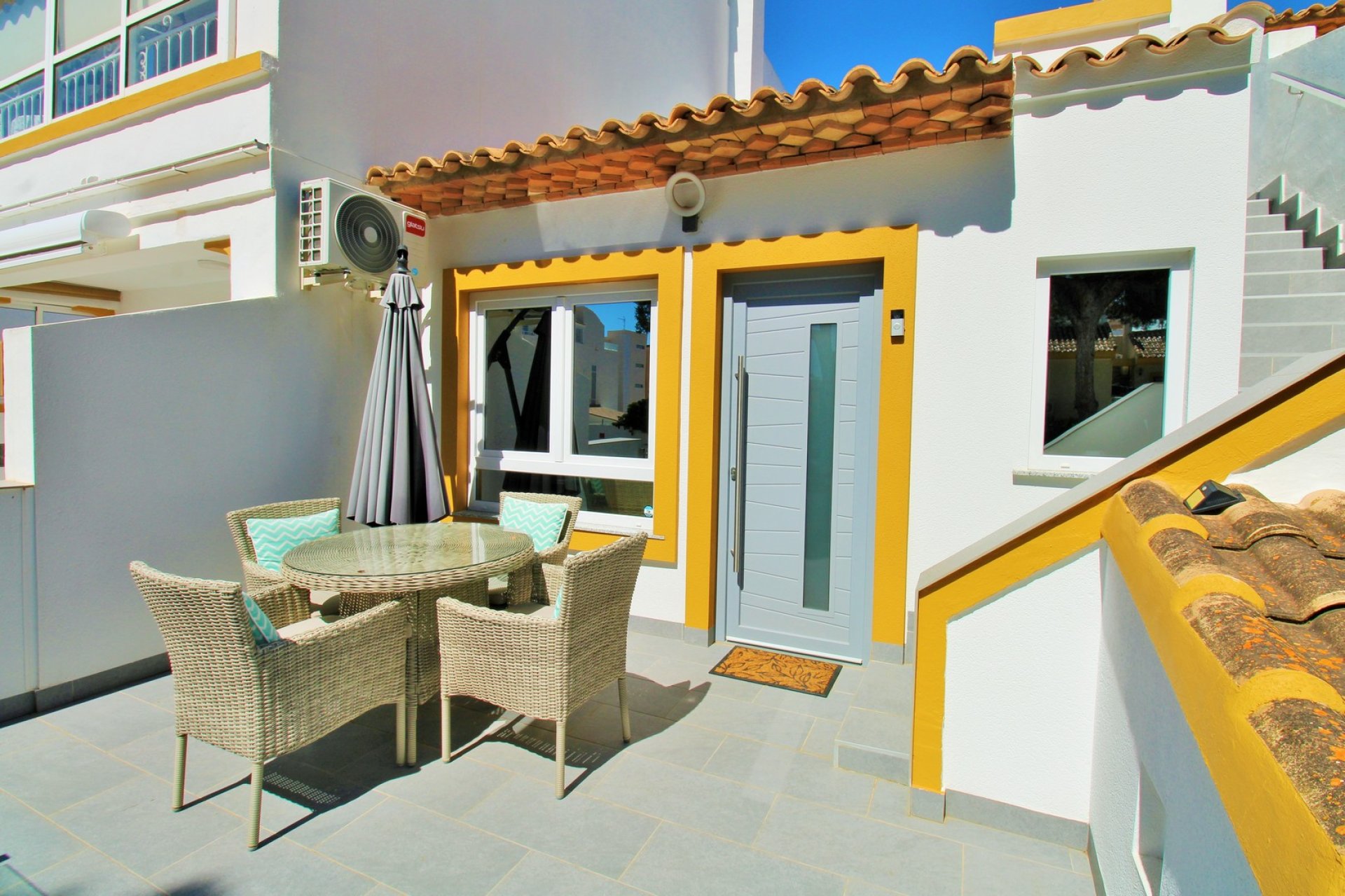 Återförsäljning - Bungalow -
Villamartin - Villamartín
