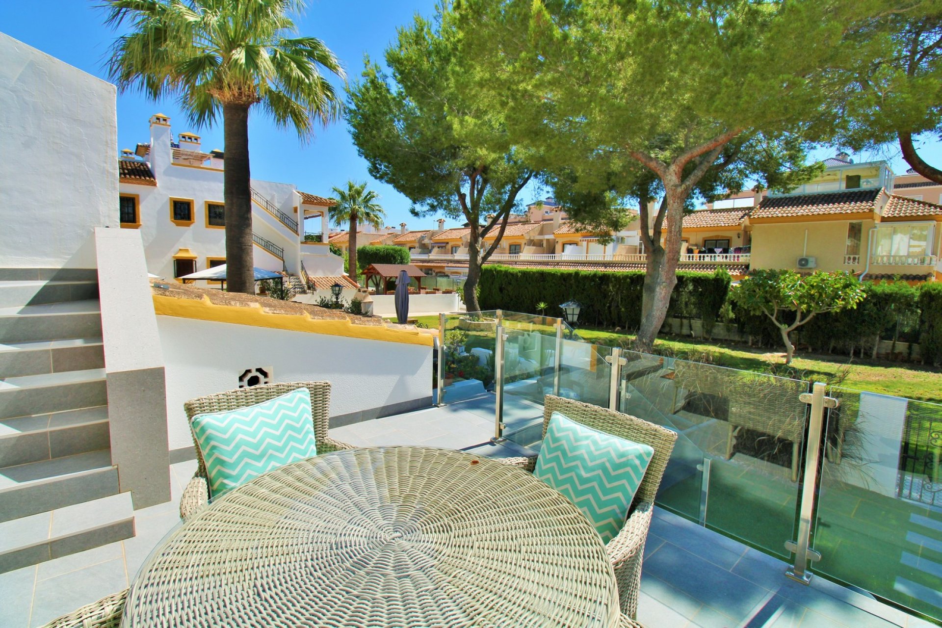 Återförsäljning - Bungalow -
Villamartin - Villamartín
