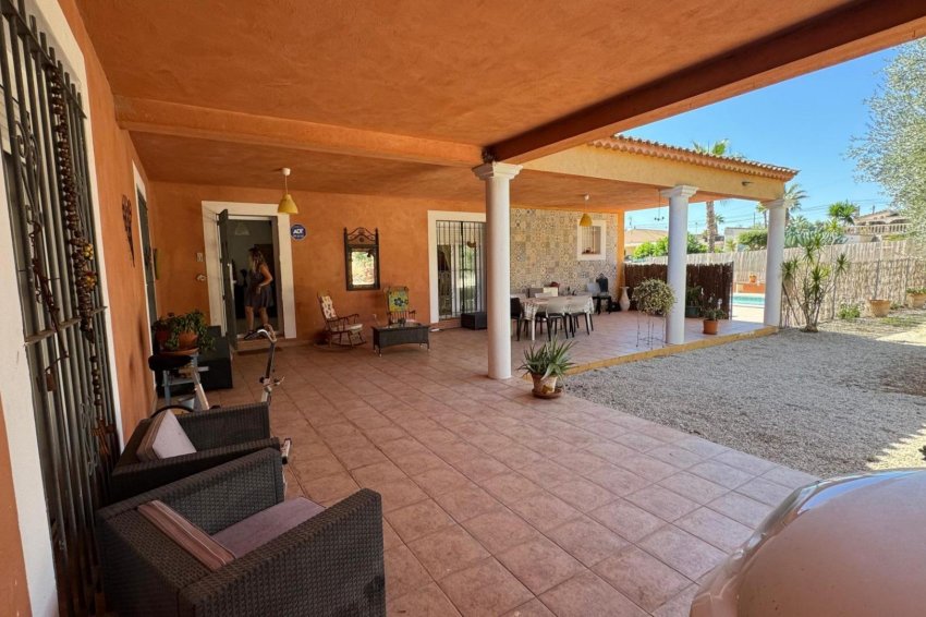 Återförsäljning - Casa de campo -
Albatera - BARRANCO SAN CAYETANO