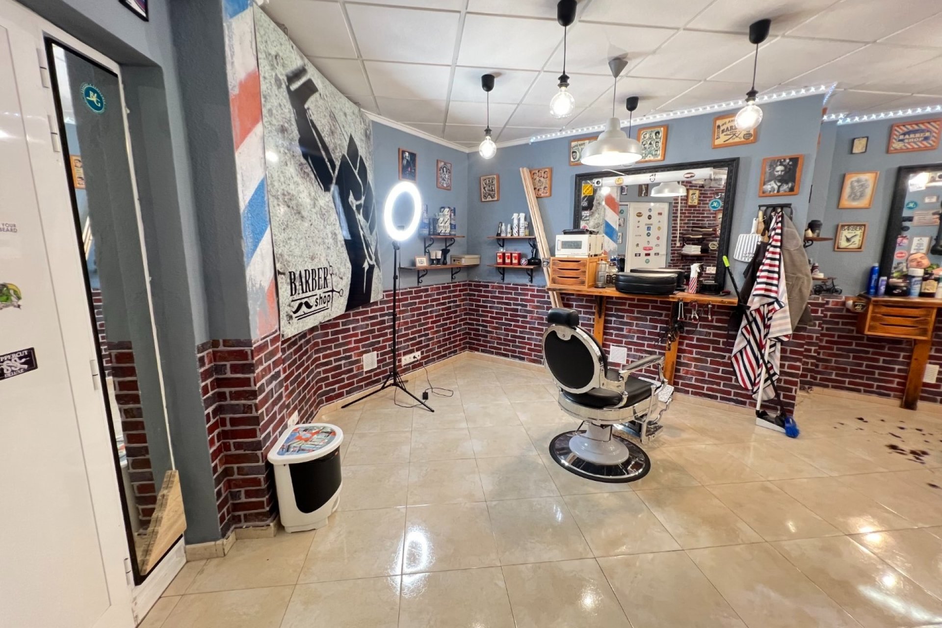 Återförsäljning - Commercial Unit -
Guardamar del Segura - Guardamar Del Segura