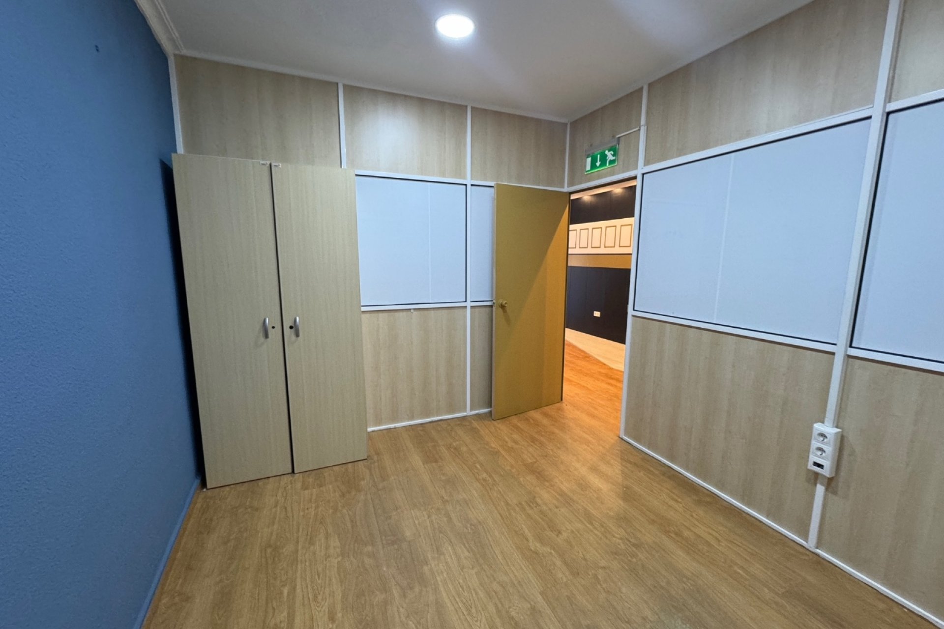 Återförsäljning - Commercial Unit -
Guardamar del Segura