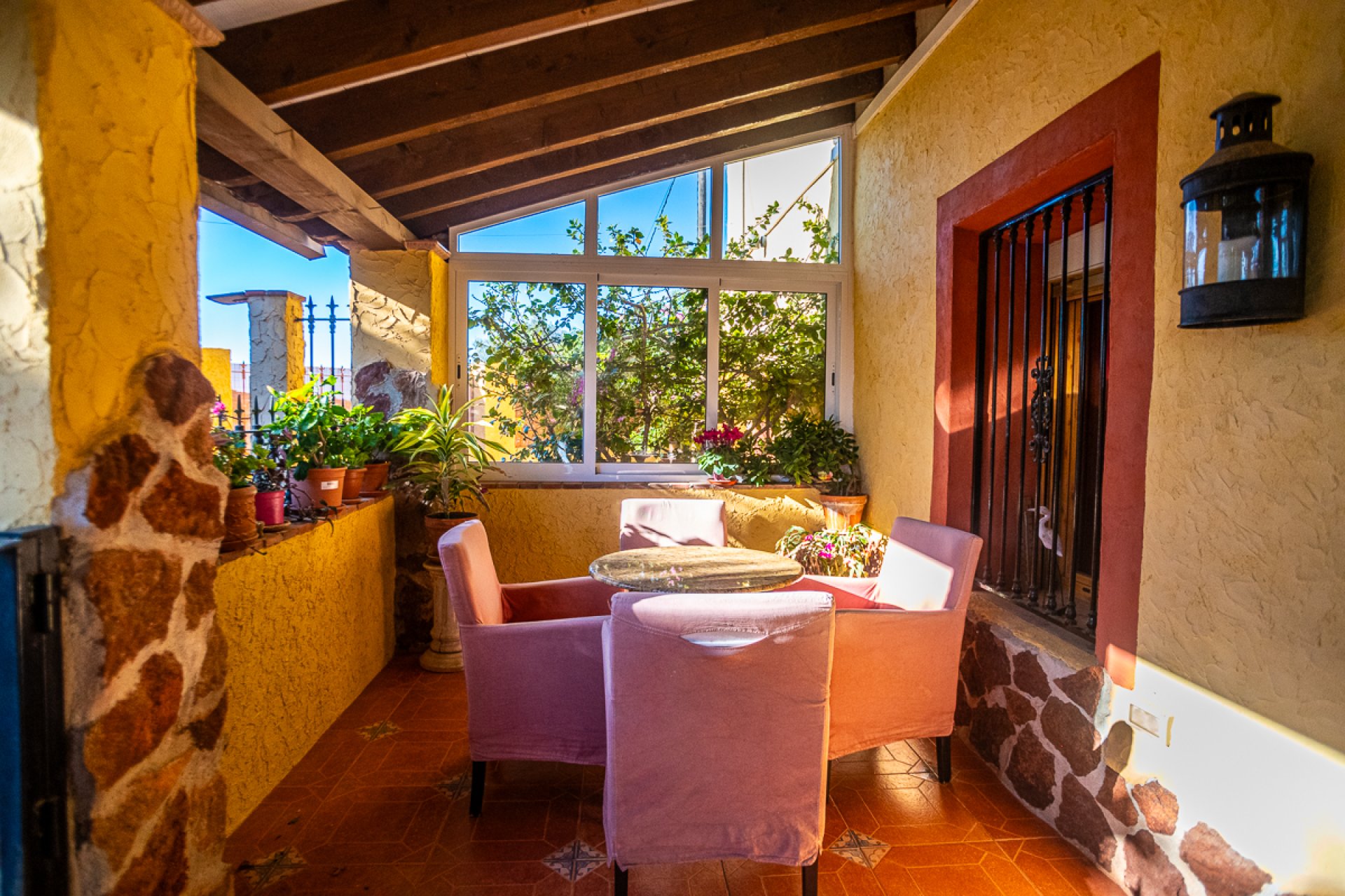 Återförsäljning - Commercial Unit -
Hondón de las Nieves