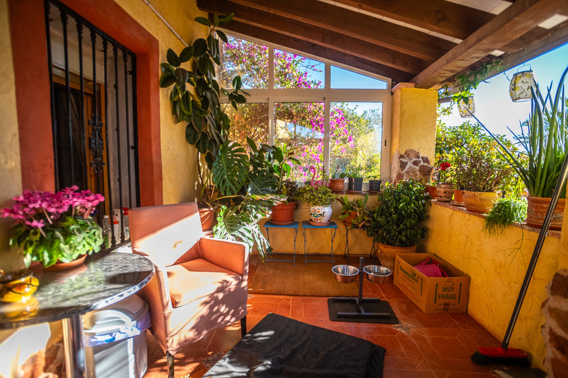 Återförsäljning - Commercial Unit -
Hondón de las Nieves