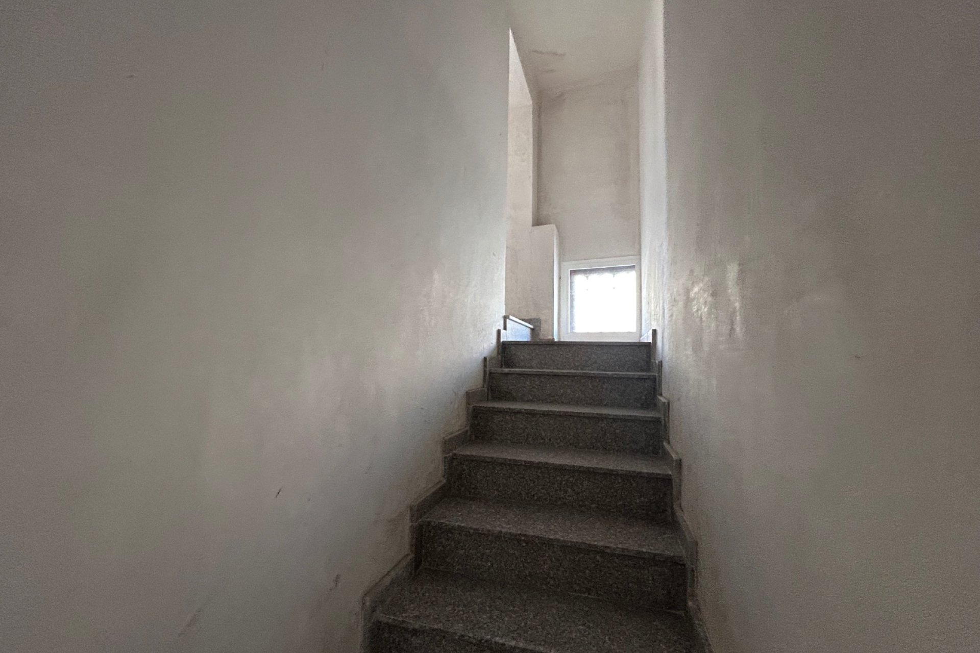 Återförsäljning - Commercial Unit -
Jacarilla