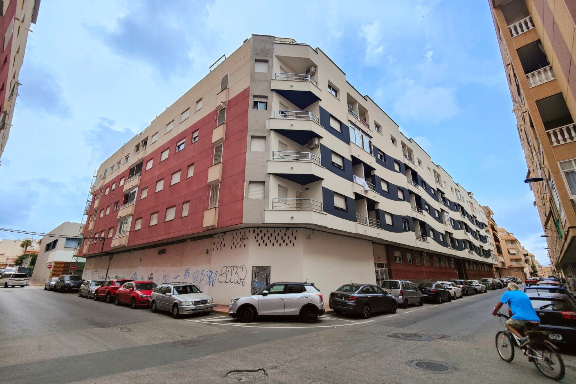 Återförsäljning - Commercial Unit -
Torrevieja - El Acequión - Los Náufragos