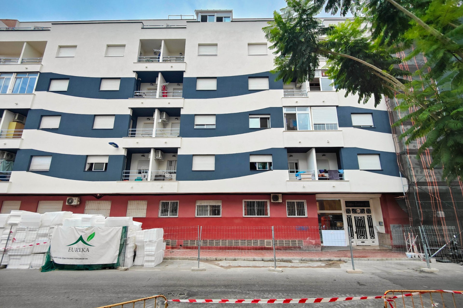 Återförsäljning - Commercial Unit -
Torrevieja - El Acequión - Los Náufragos