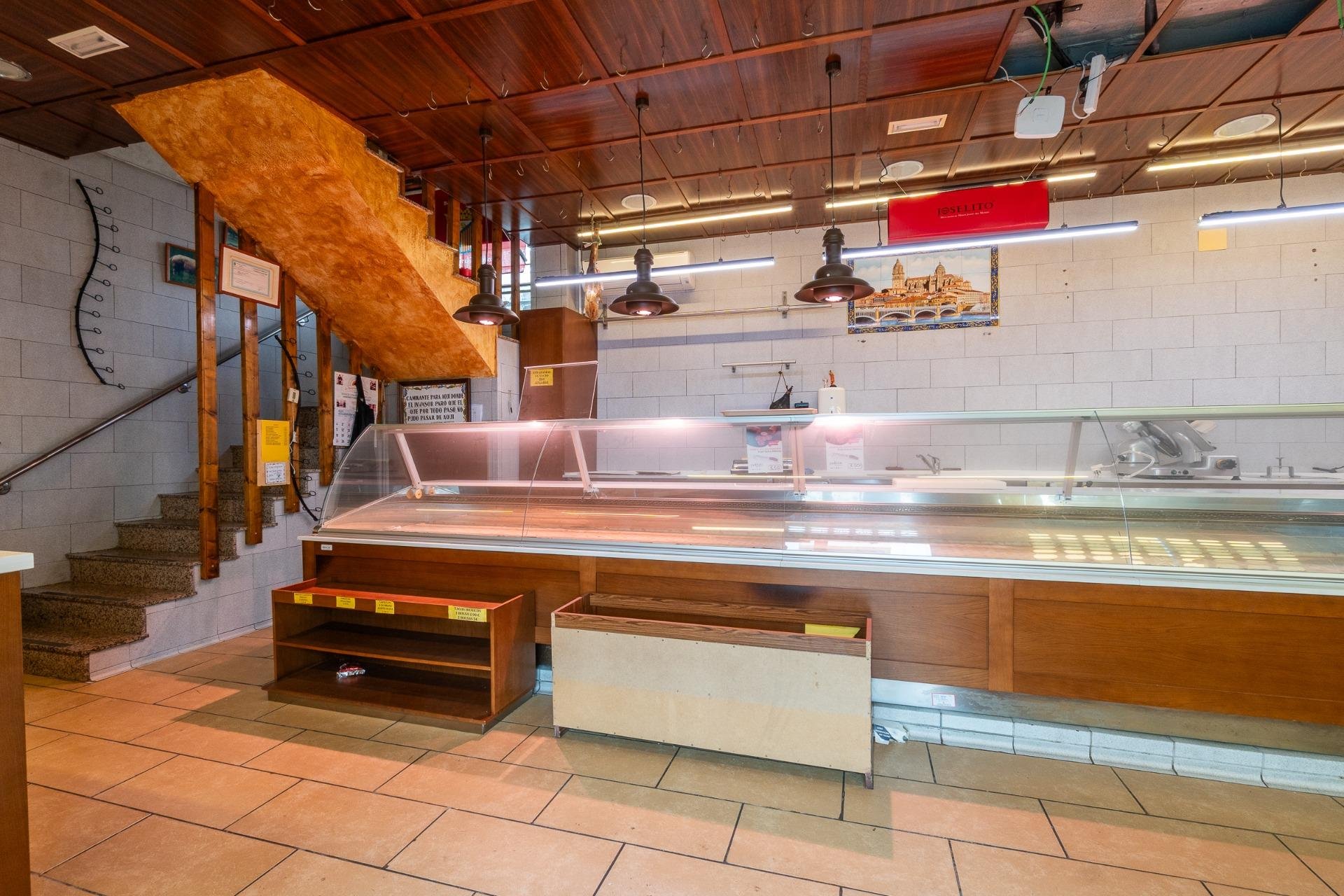 Återförsäljning - Commercial Unit -
Torrevieja - Paseo maritimo
