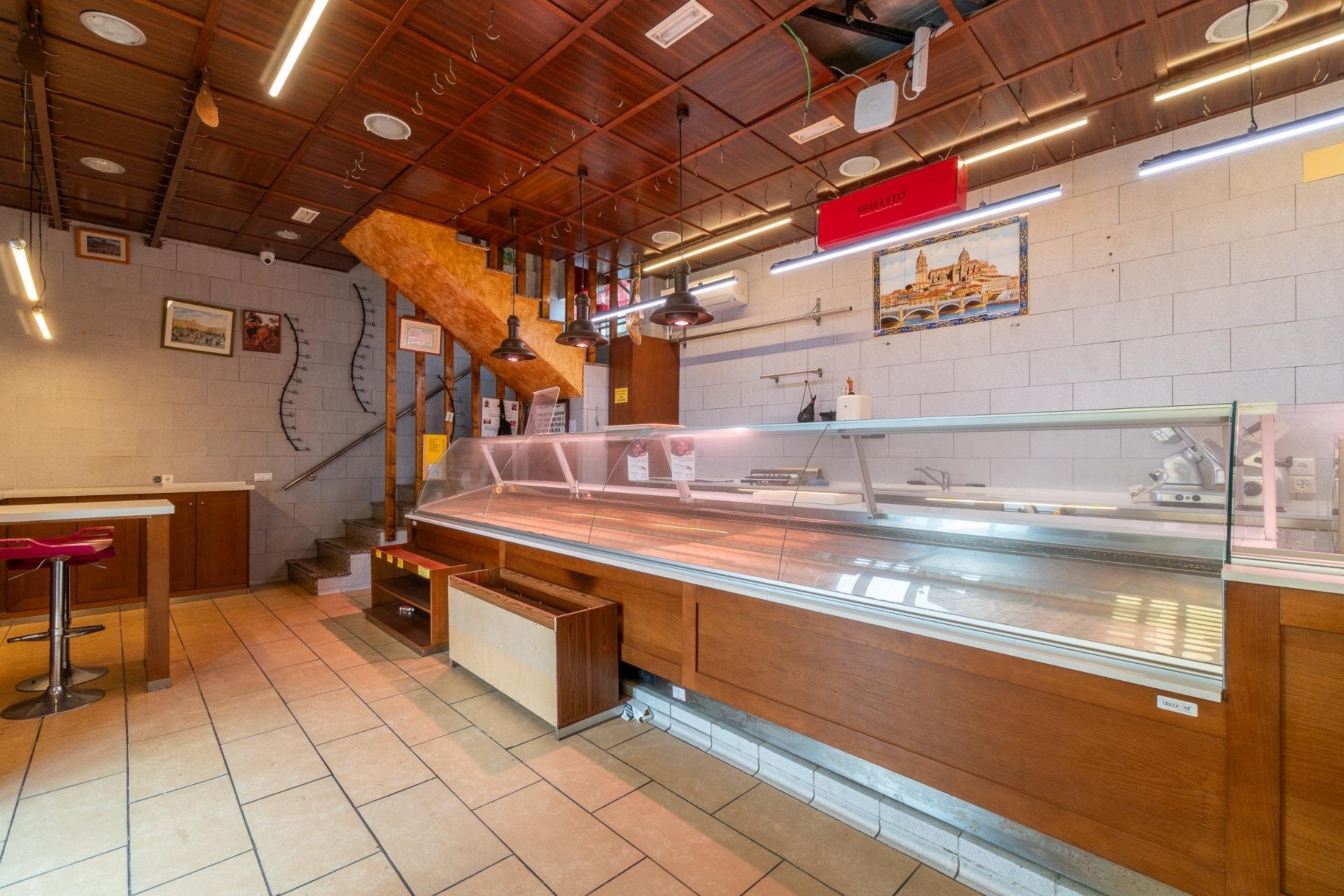 Återförsäljning - Commercial Unit -
Torrevieja - Paseo maritimo