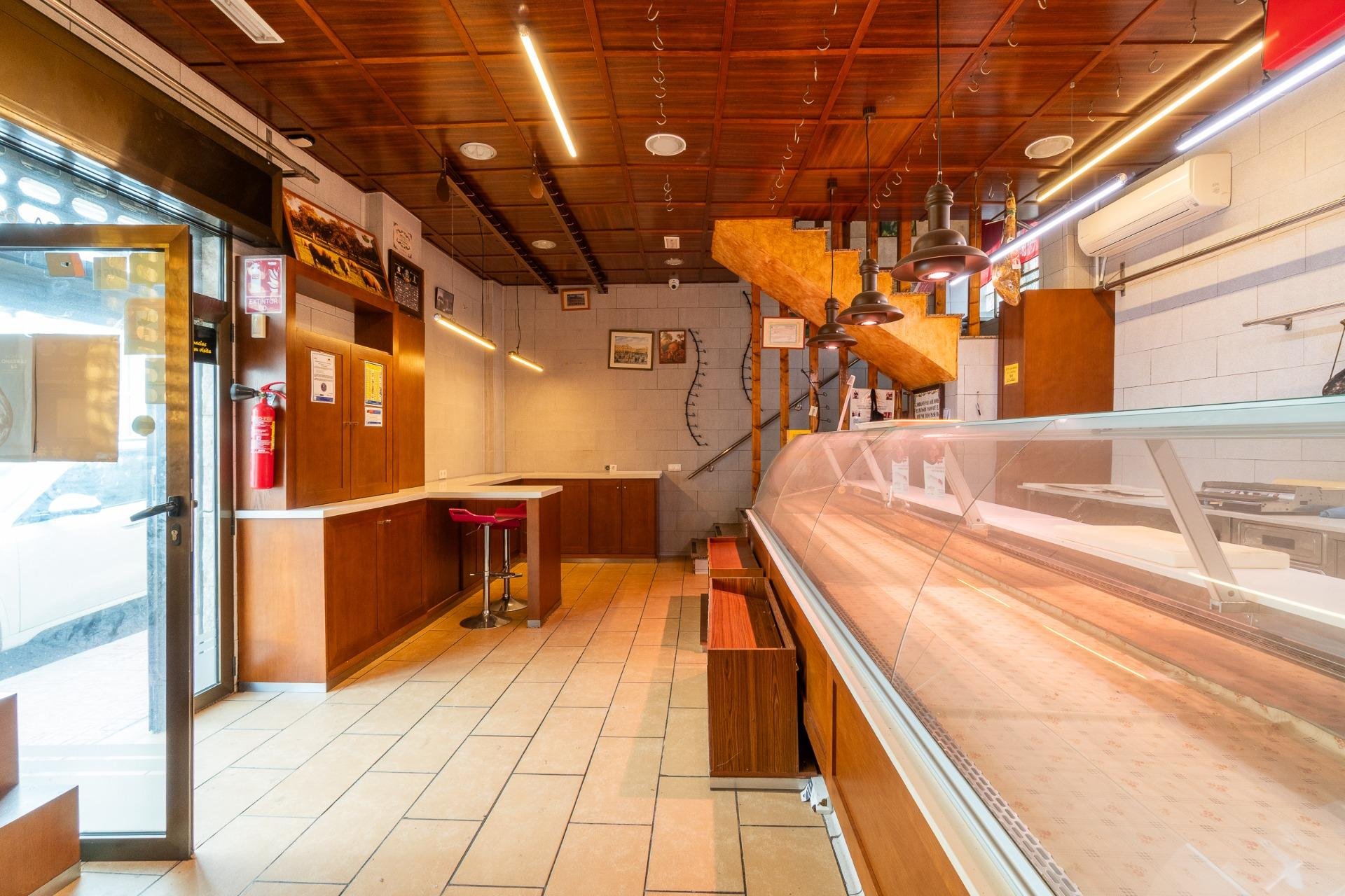 Återförsäljning - Commercial Unit -
Torrevieja - Paseo maritimo