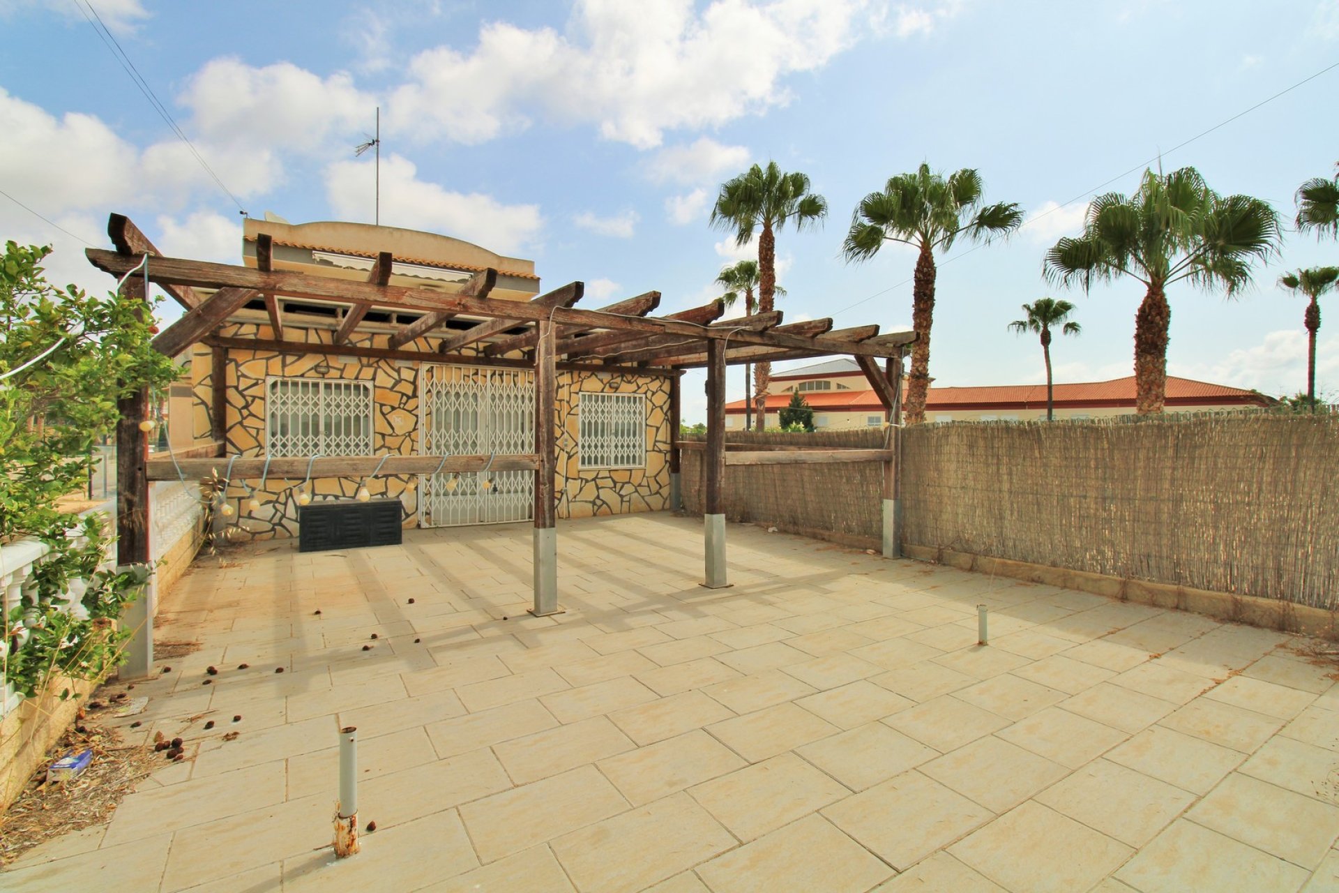 Återförsäljning - Commercial Unit -
Villamartin - Villamartín