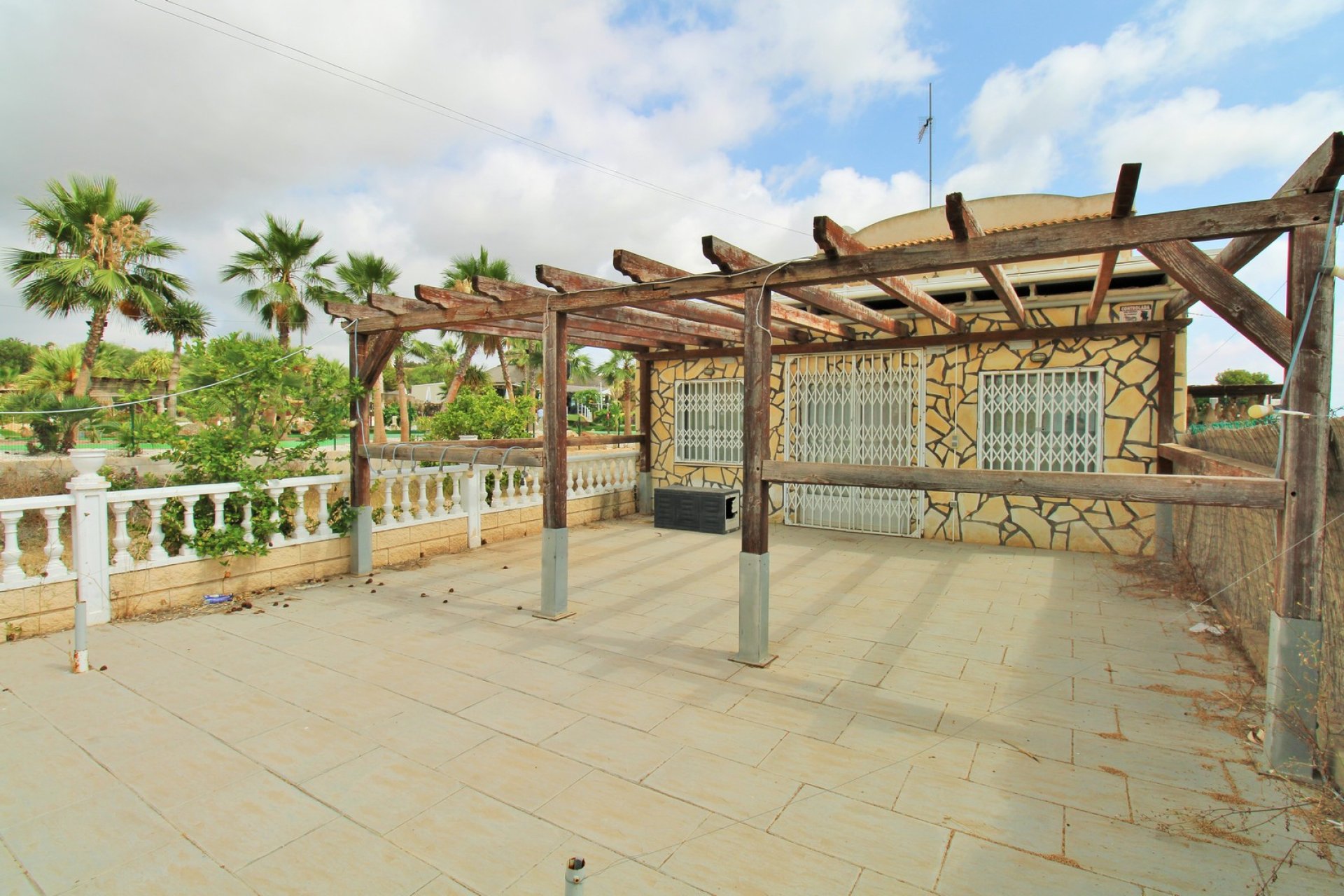 Återförsäljning - Commercial Unit -
Villamartin - Villamartín