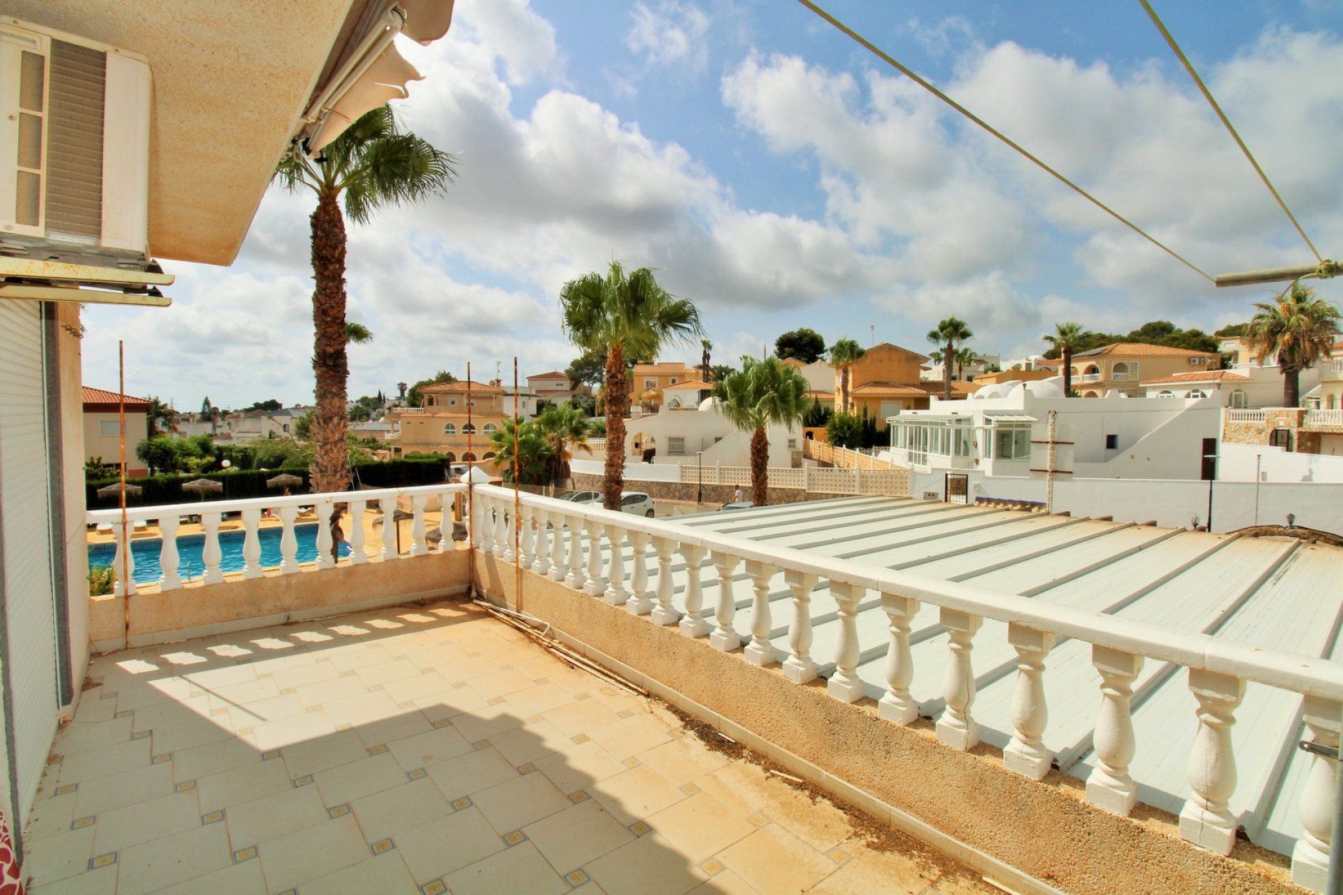 Återförsäljning - Commercial Unit -
Villamartin - Villamartín