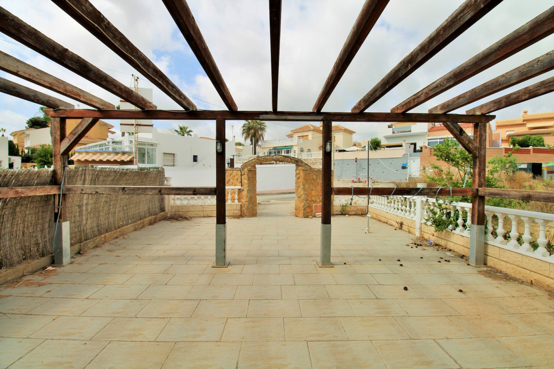 Återförsäljning - Commercial Unit -
Villamartin - Villamartín