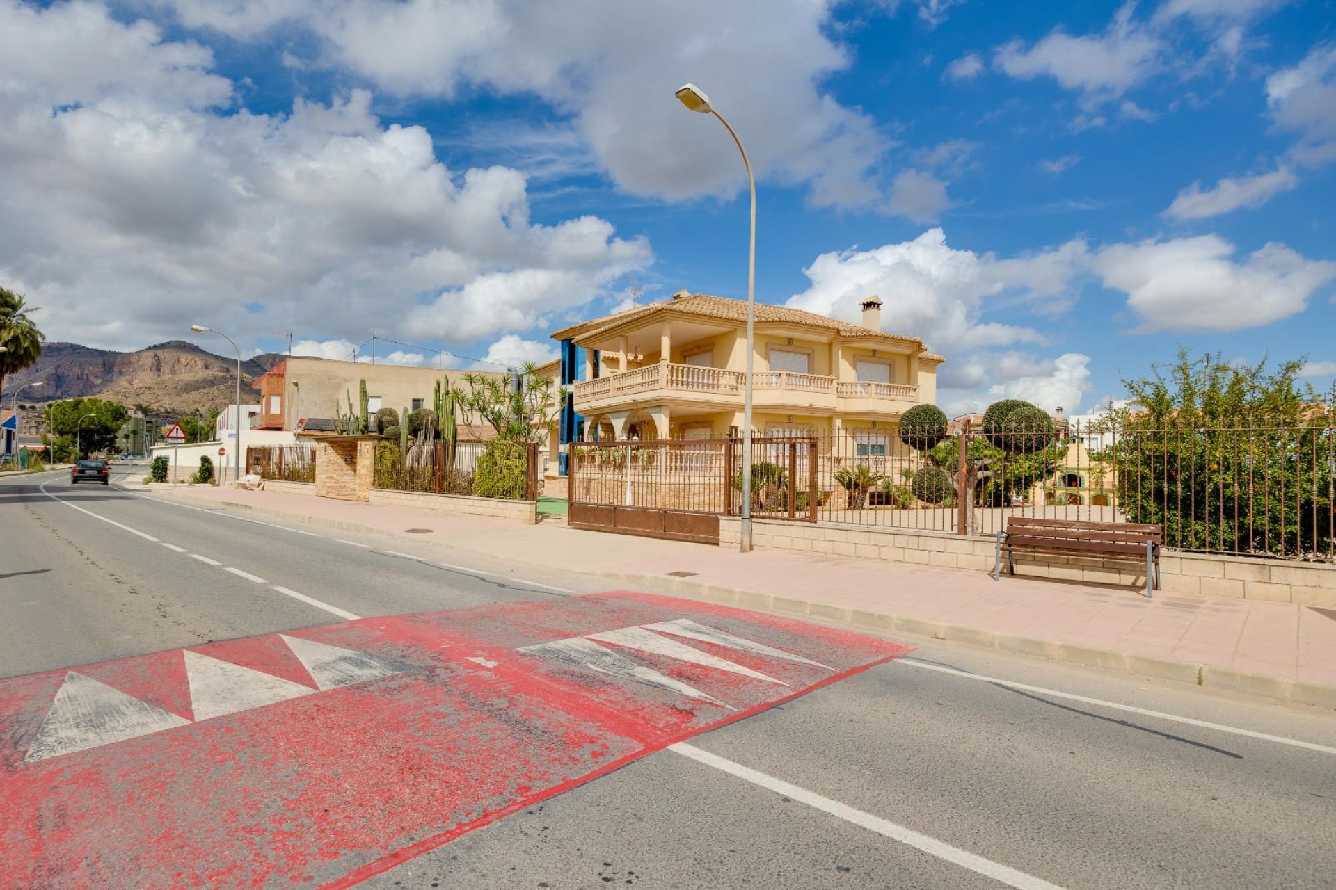 Återförsäljning - detached house -
Orihuela - Hurchillo