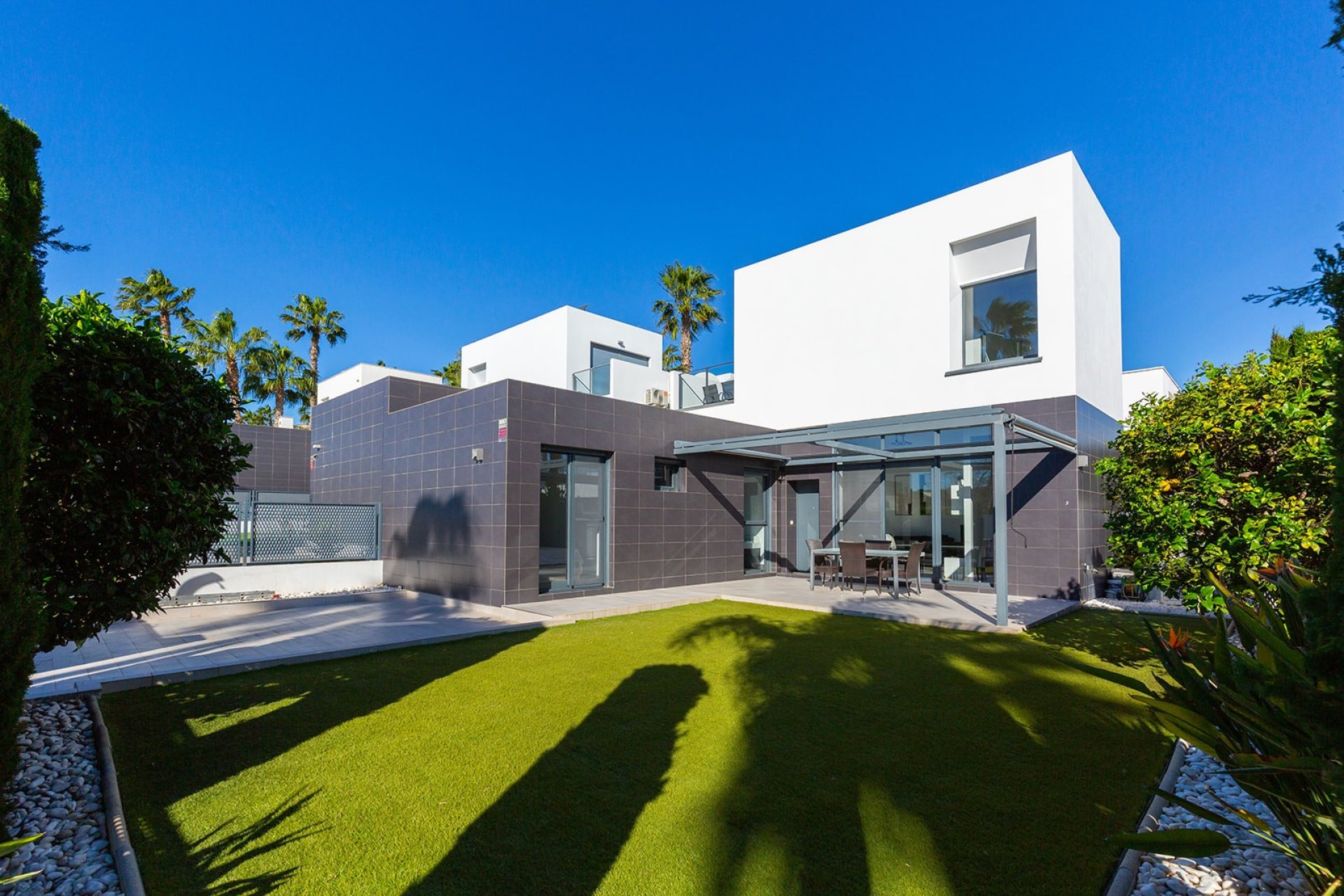 Återförsäljning - Detached villa -
Algorfa - La Finca Golf