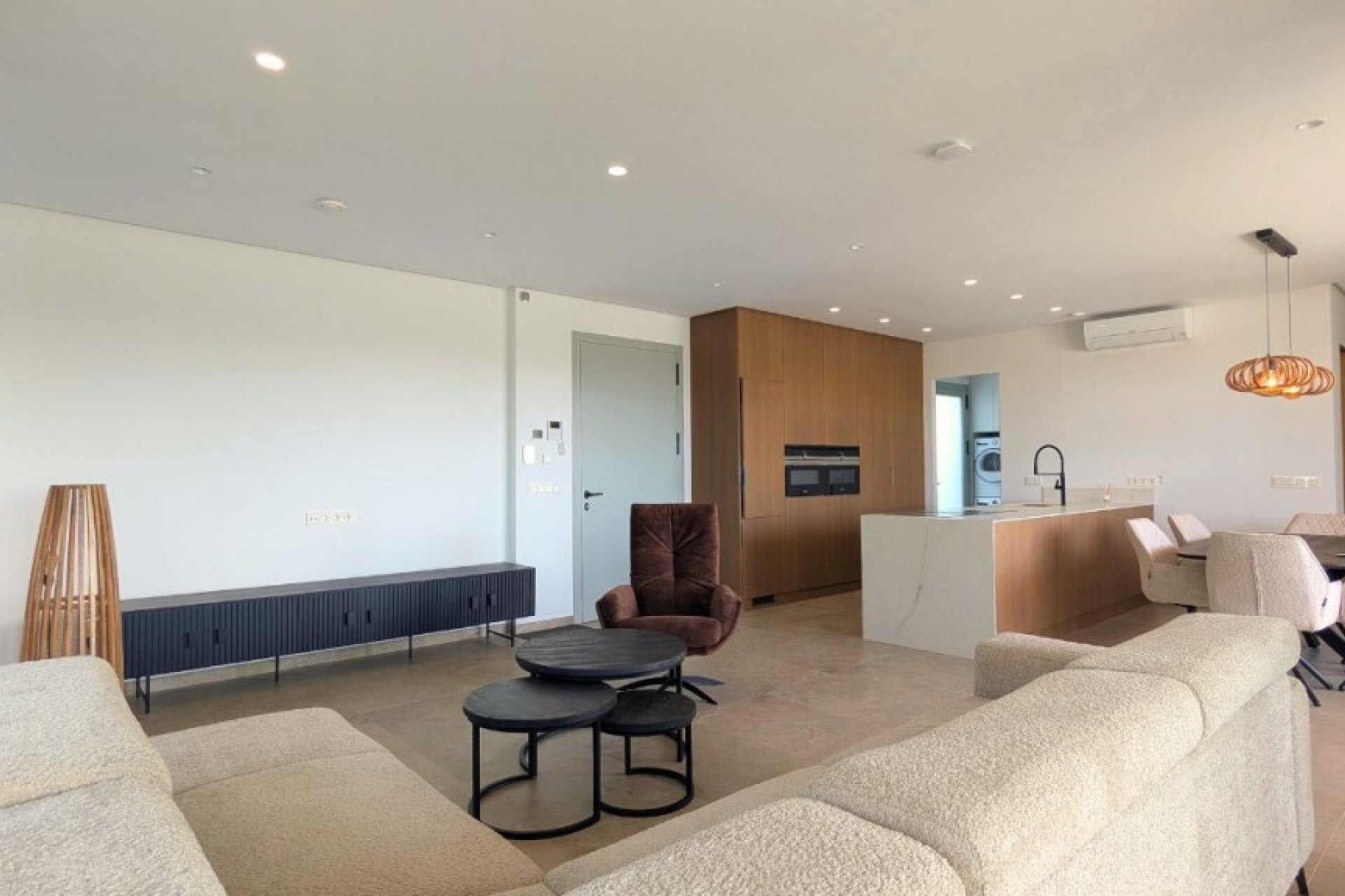 Återförsäljning - Detached villa -
Benijofar