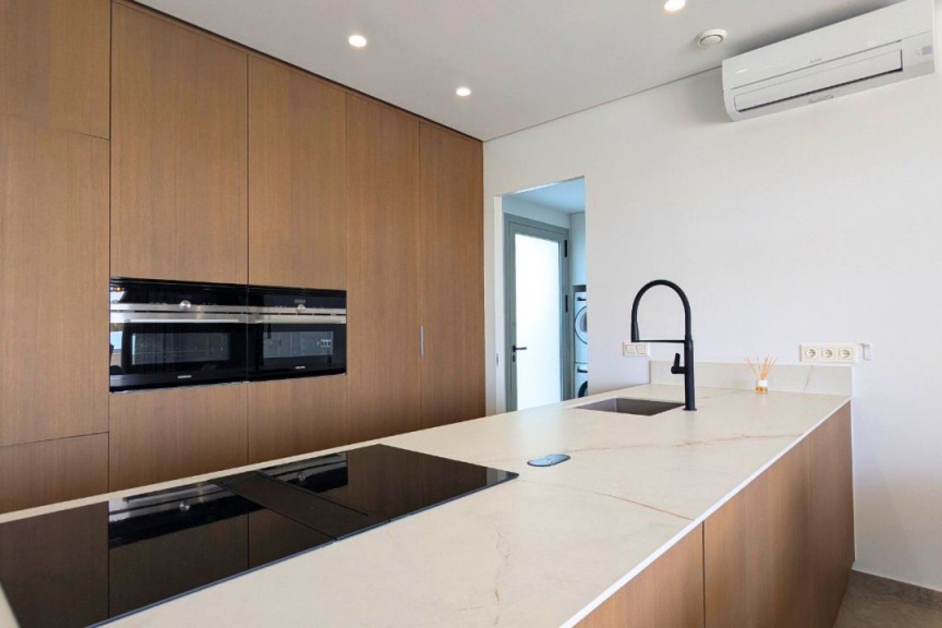 Återförsäljning - Detached villa -
Benijofar