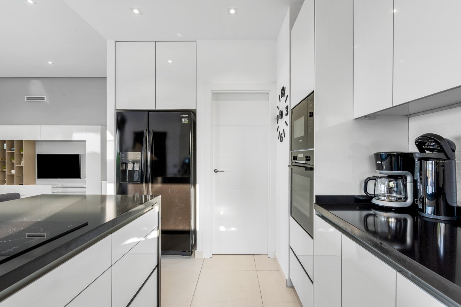 Återförsäljning - Detached villa -
Benijofar