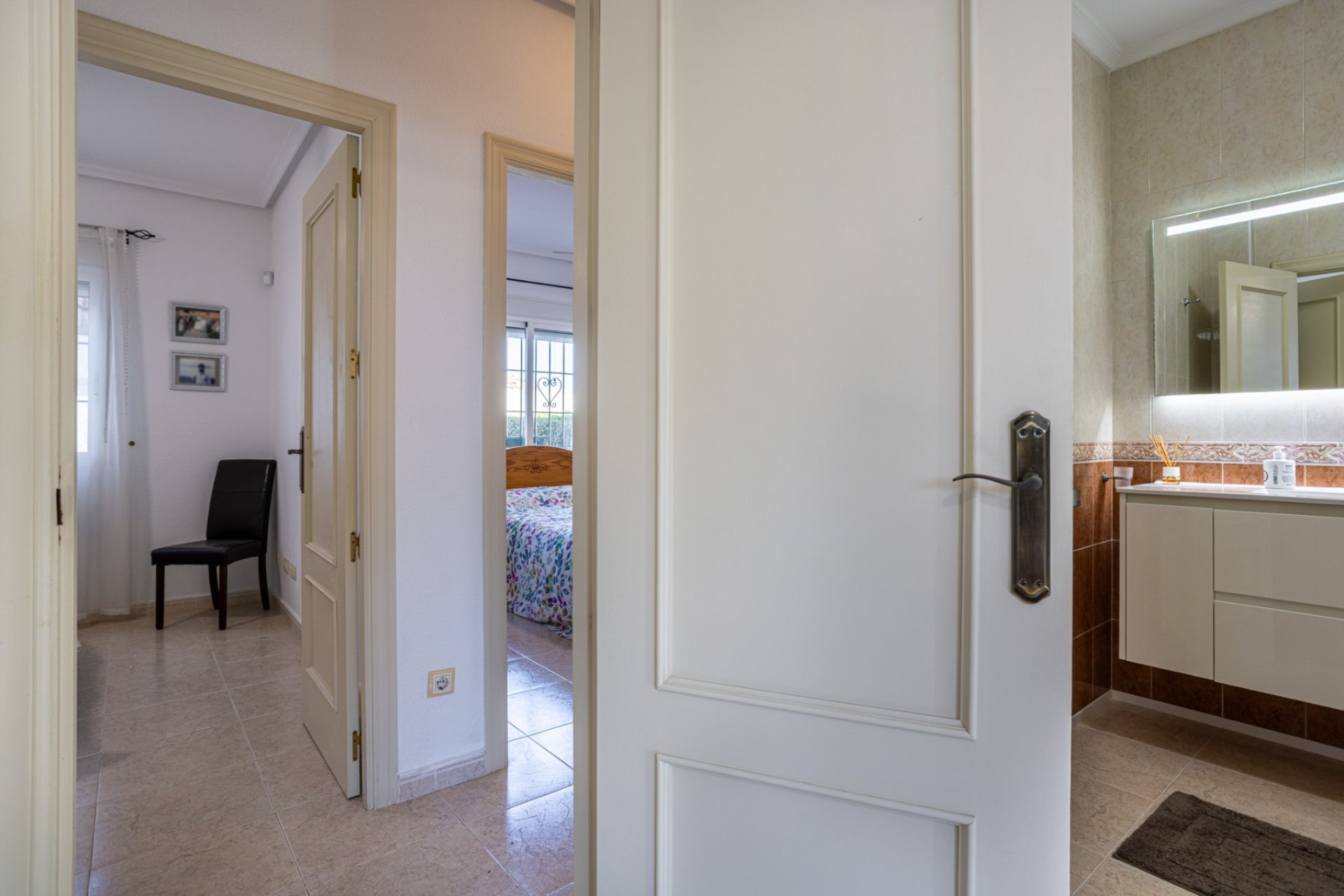 Återförsäljning - Detached villa -
Bigastro - Villas Andrea