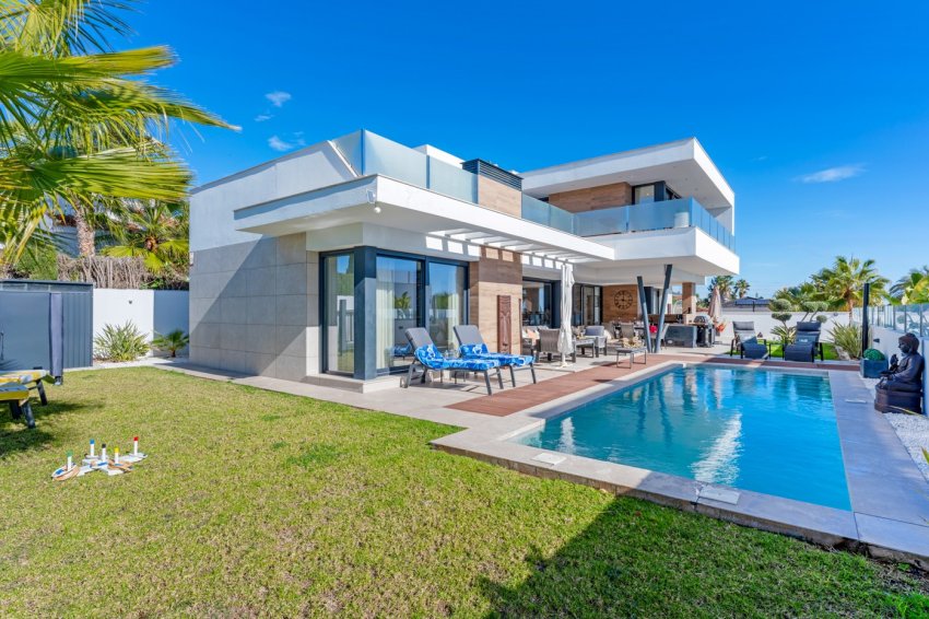 Återförsäljning - Detached villa -
Ciudad quesada - Ciudad Quesada