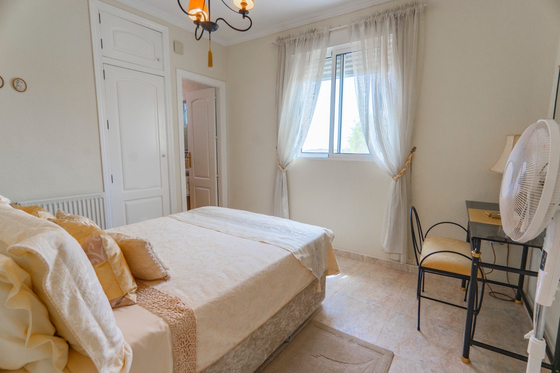 Återförsäljning - Detached villa -
Ciudad quesada - Rojales