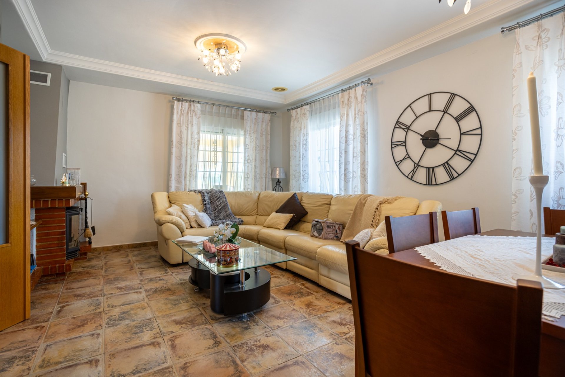 Återförsäljning - Detached villa -
Elche - La Hoya
