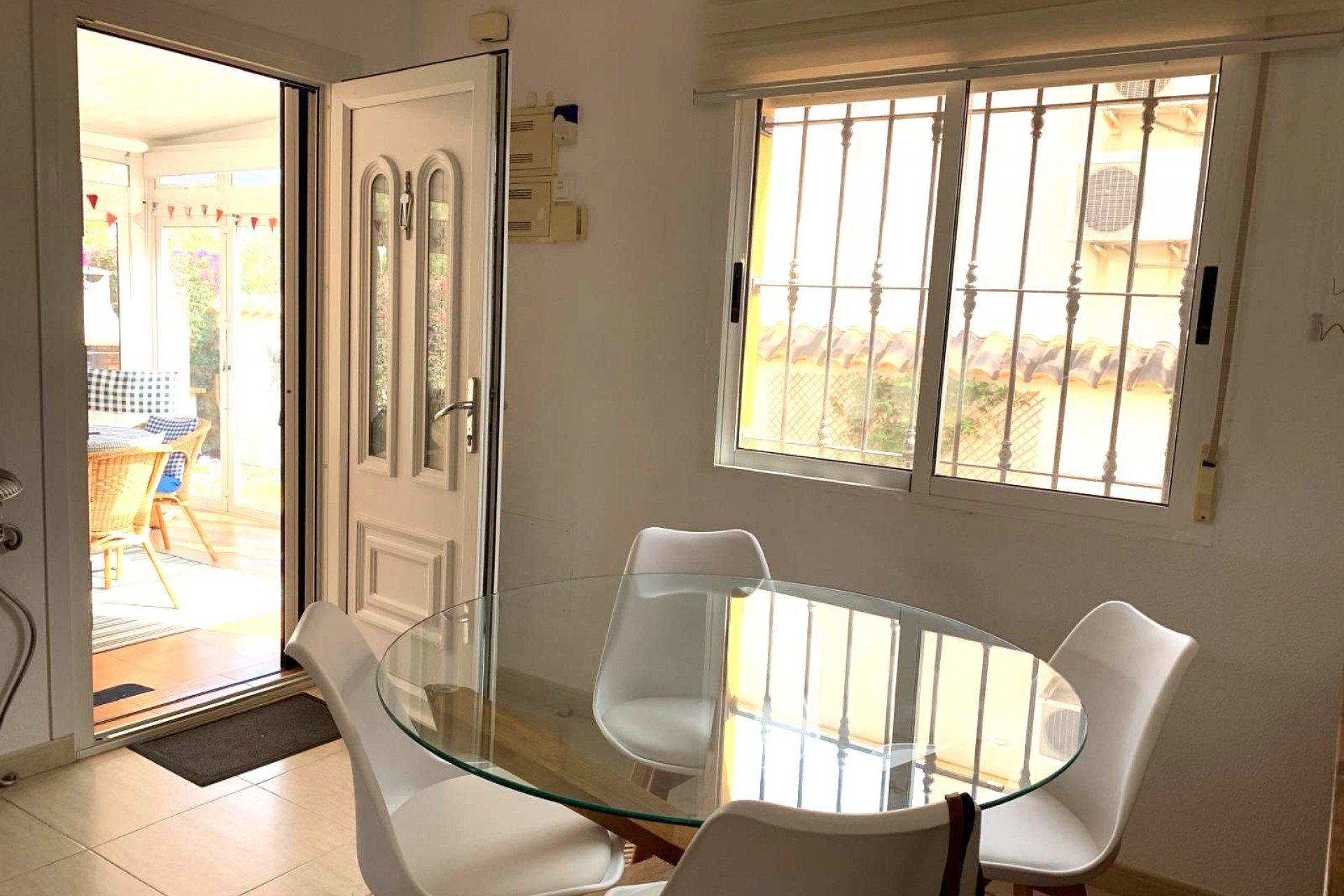 Återförsäljning - Detached villa -
Guardamar del Segura - El Raso