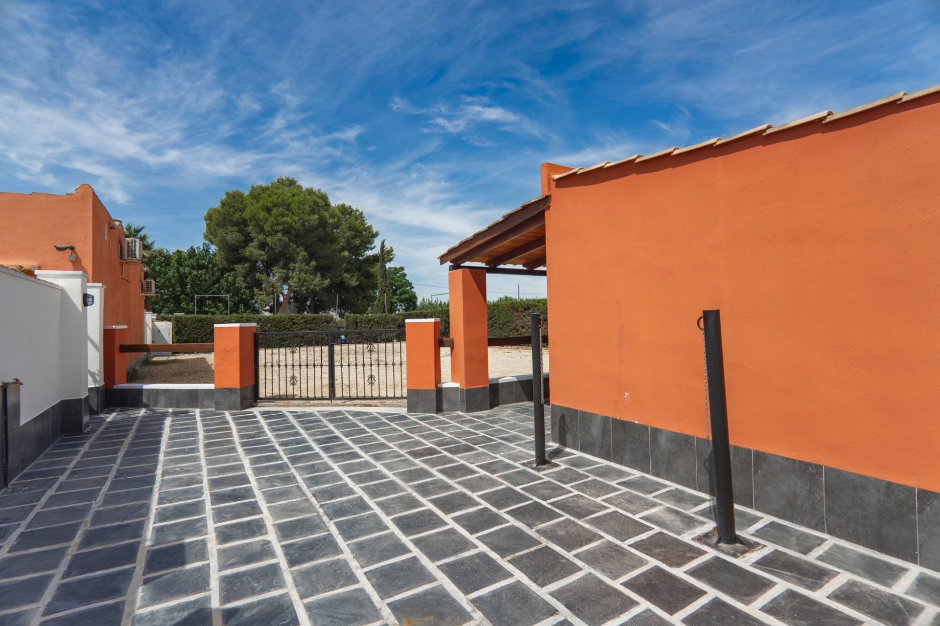 Återförsäljning - Detached villa -
Las Heredades - Heredades