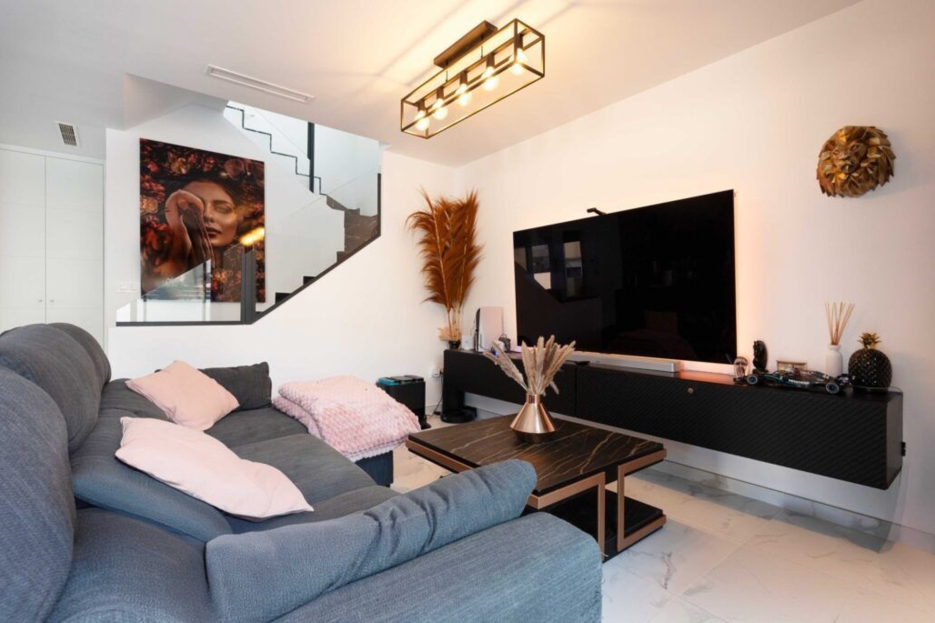 Återförsäljning - Detached villa -
Los Montesinos - La Herrada