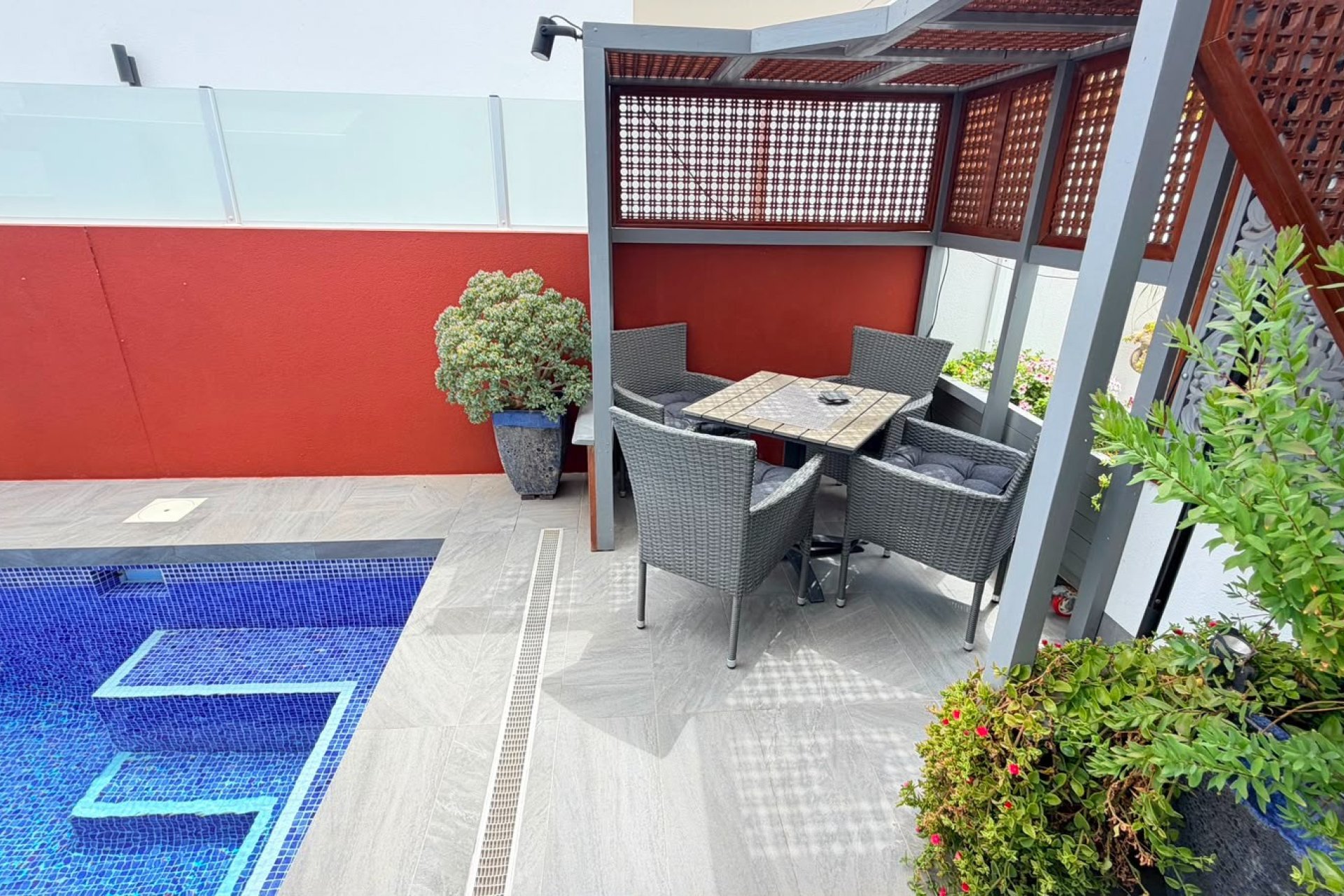 Återförsäljning - Detached villa -
Los Montesinos - La Herrada