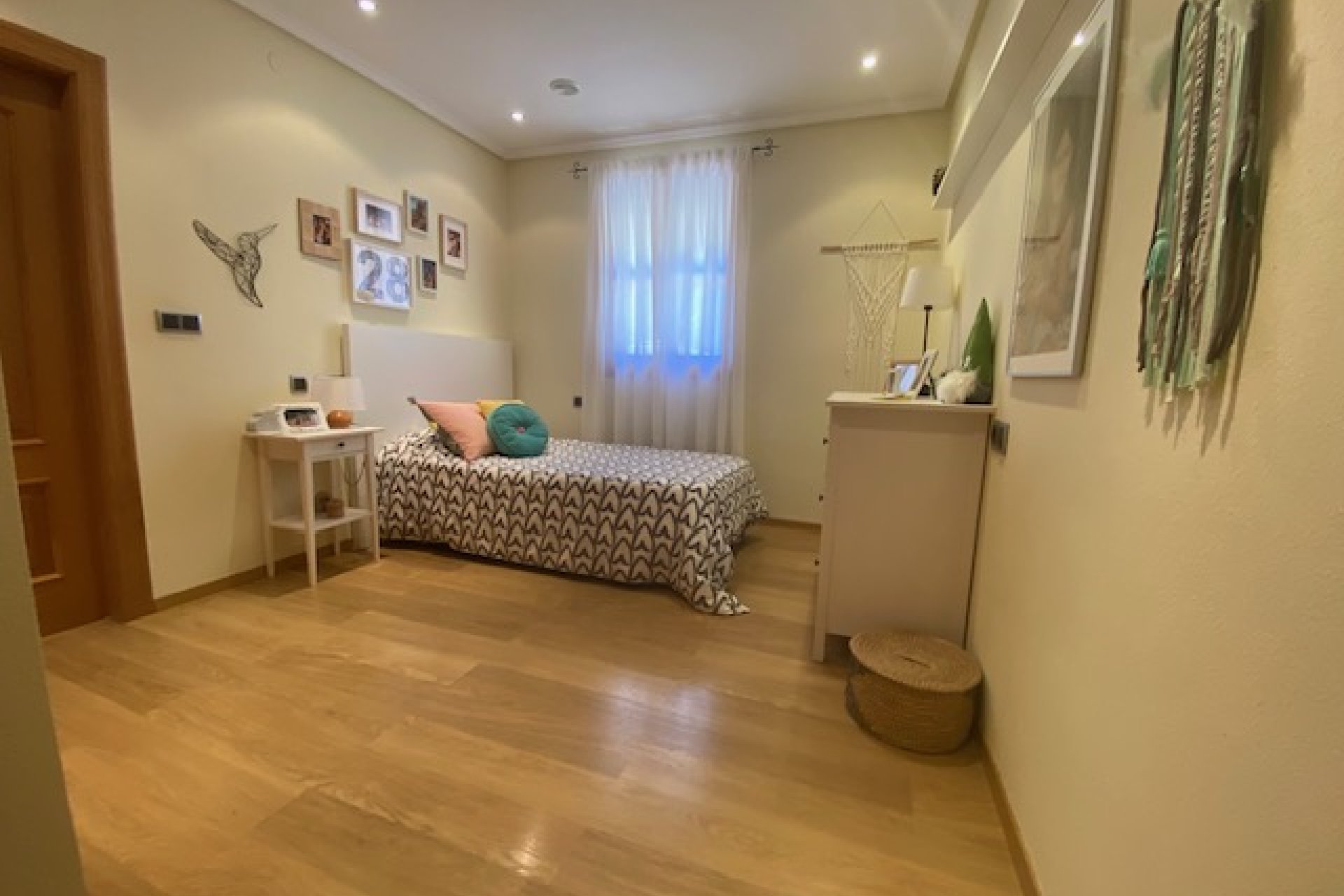 Återförsäljning - Detached villa -
Murcia