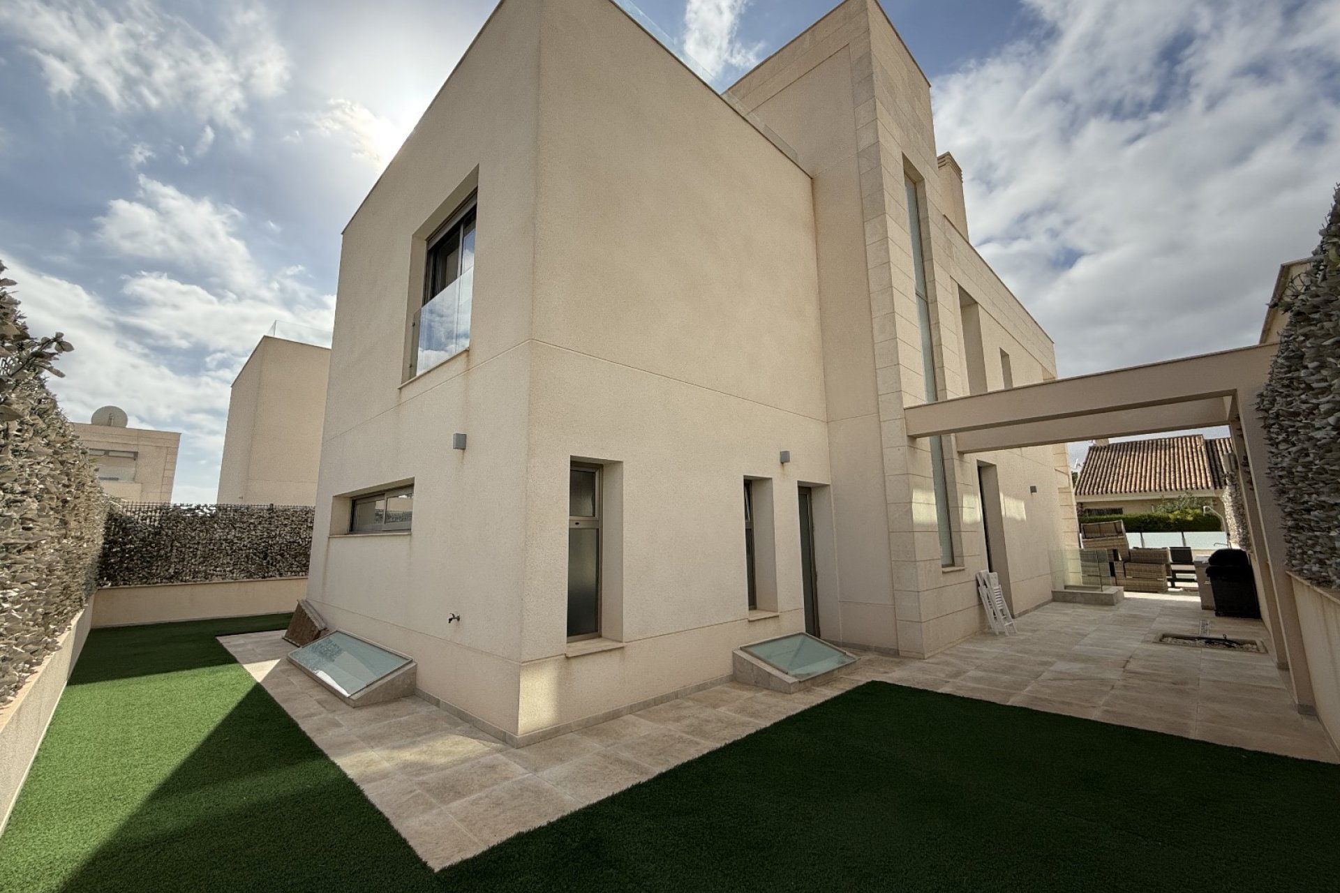 Återförsäljning - Detached villa -
Orihuela - Costa Blanca Sur