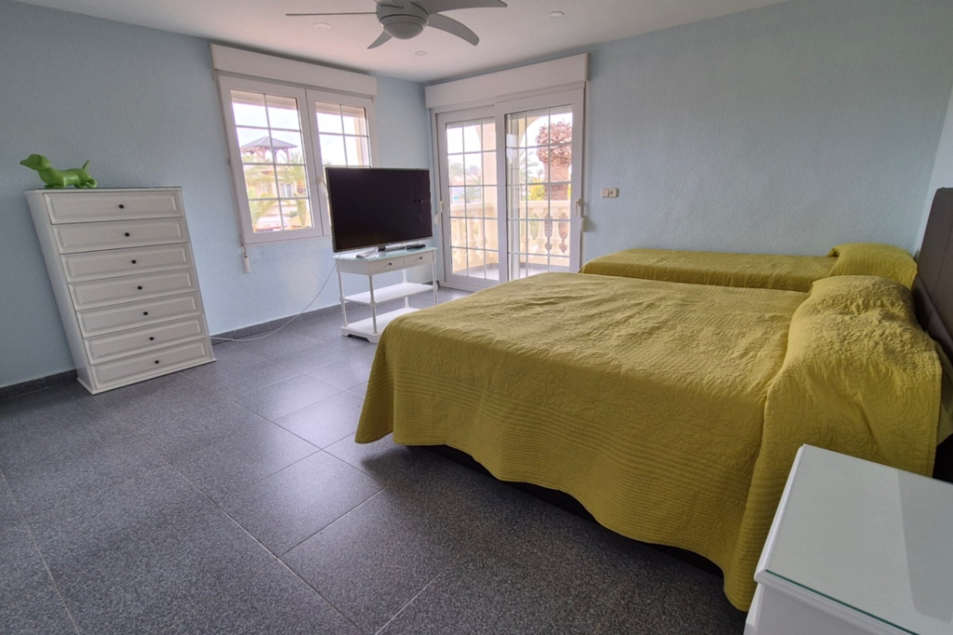 Återförsäljning - Detached villa -
Orihuela - Costa Blanca Sur