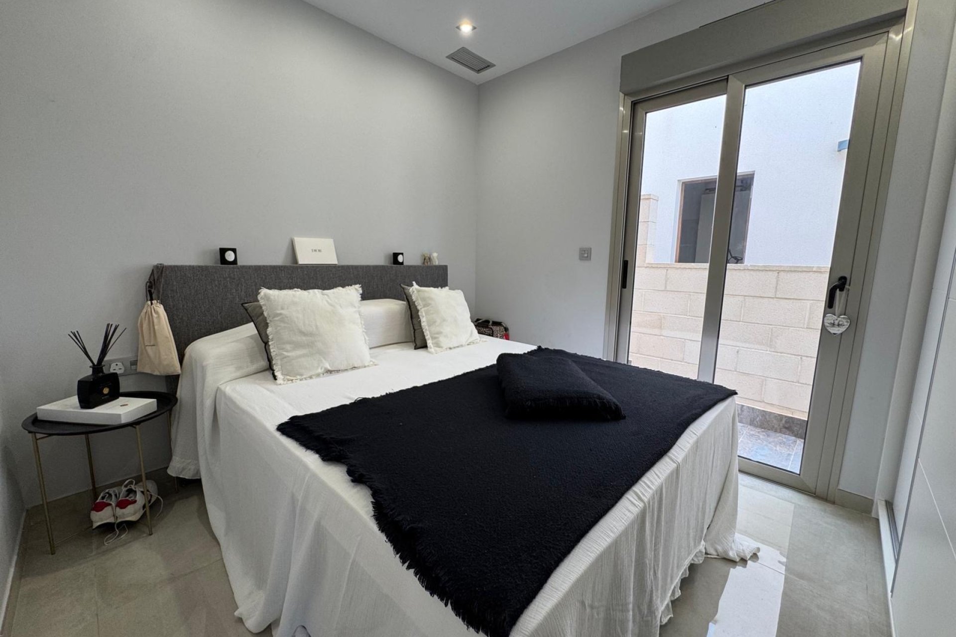 Återförsäljning - Detached villa -
Orihuela - Costa Blanca Sur