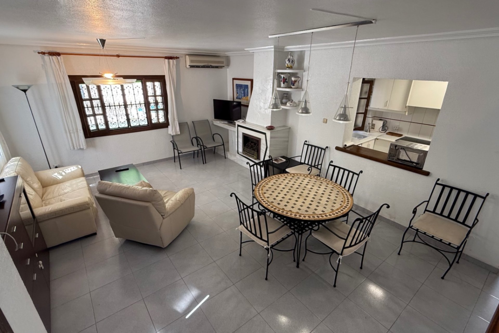 Återförsäljning - Detached villa -
Orihuela - Costa Blanca Sur