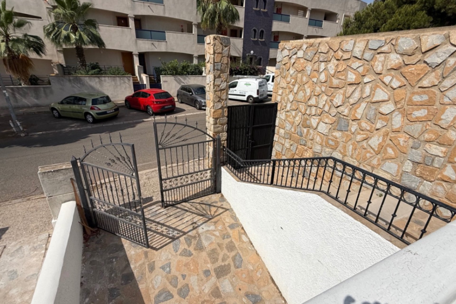 Återförsäljning - Detached villa -
Orihuela - Costa Blanca Sur
