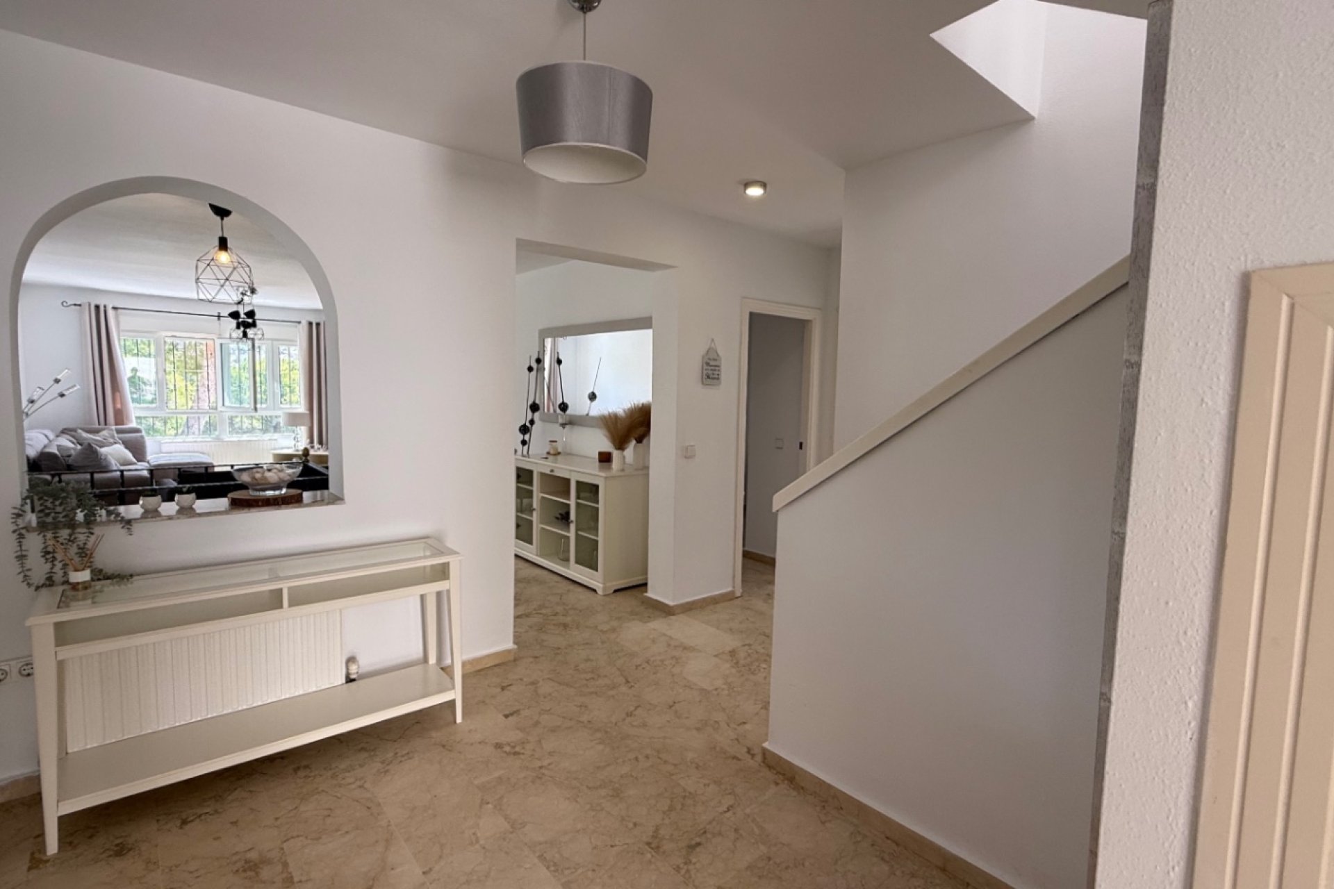 Återförsäljning - Detached villa -
Orihuela - Costa Blanca Sur