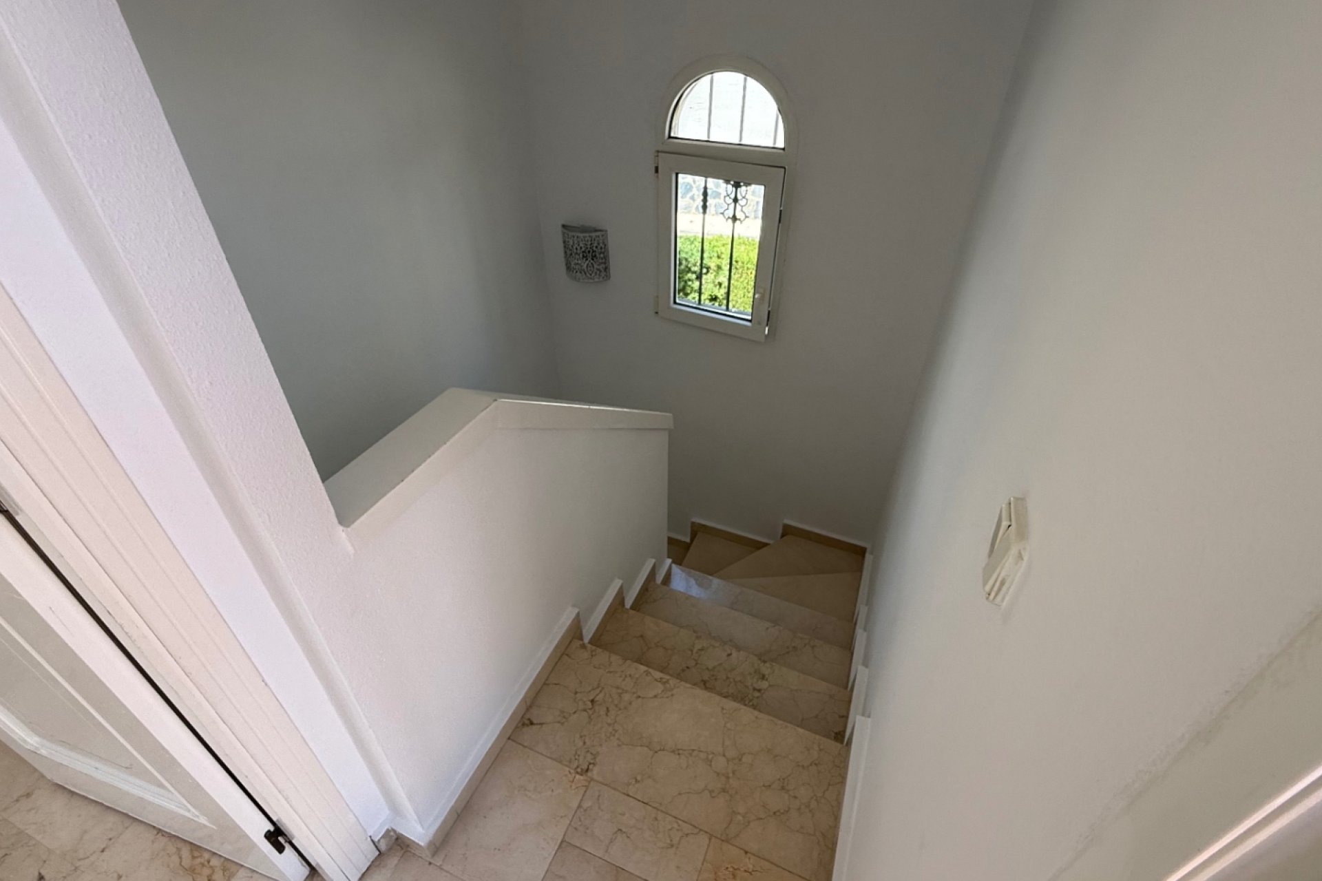 Återförsäljning - Detached villa -
Orihuela - Costa Blanca Sur