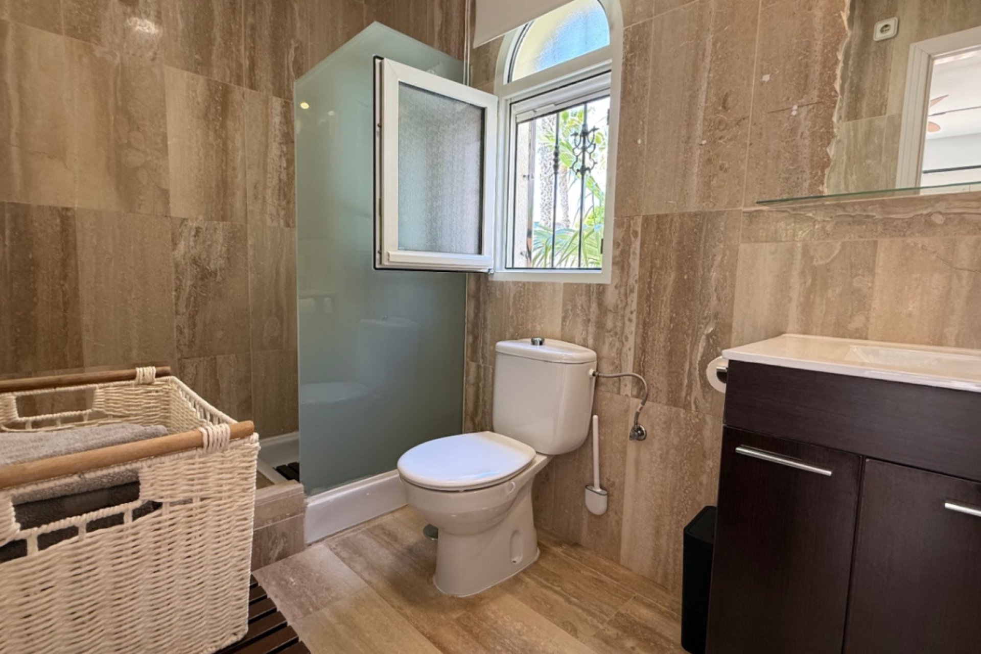 Återförsäljning - Detached villa -
Orihuela - Costa Blanca Sur