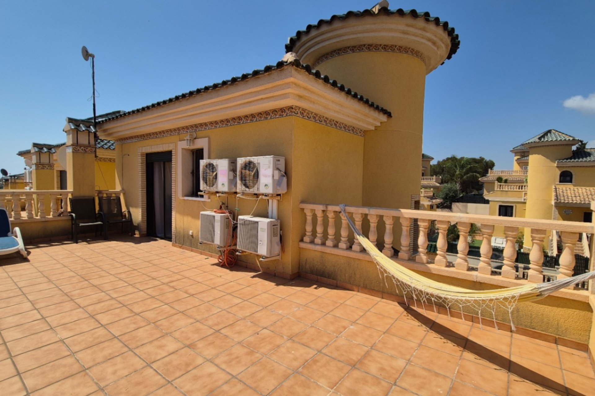 Återförsäljning - Detached villa -
Orihuela - Costa Blanca Sur