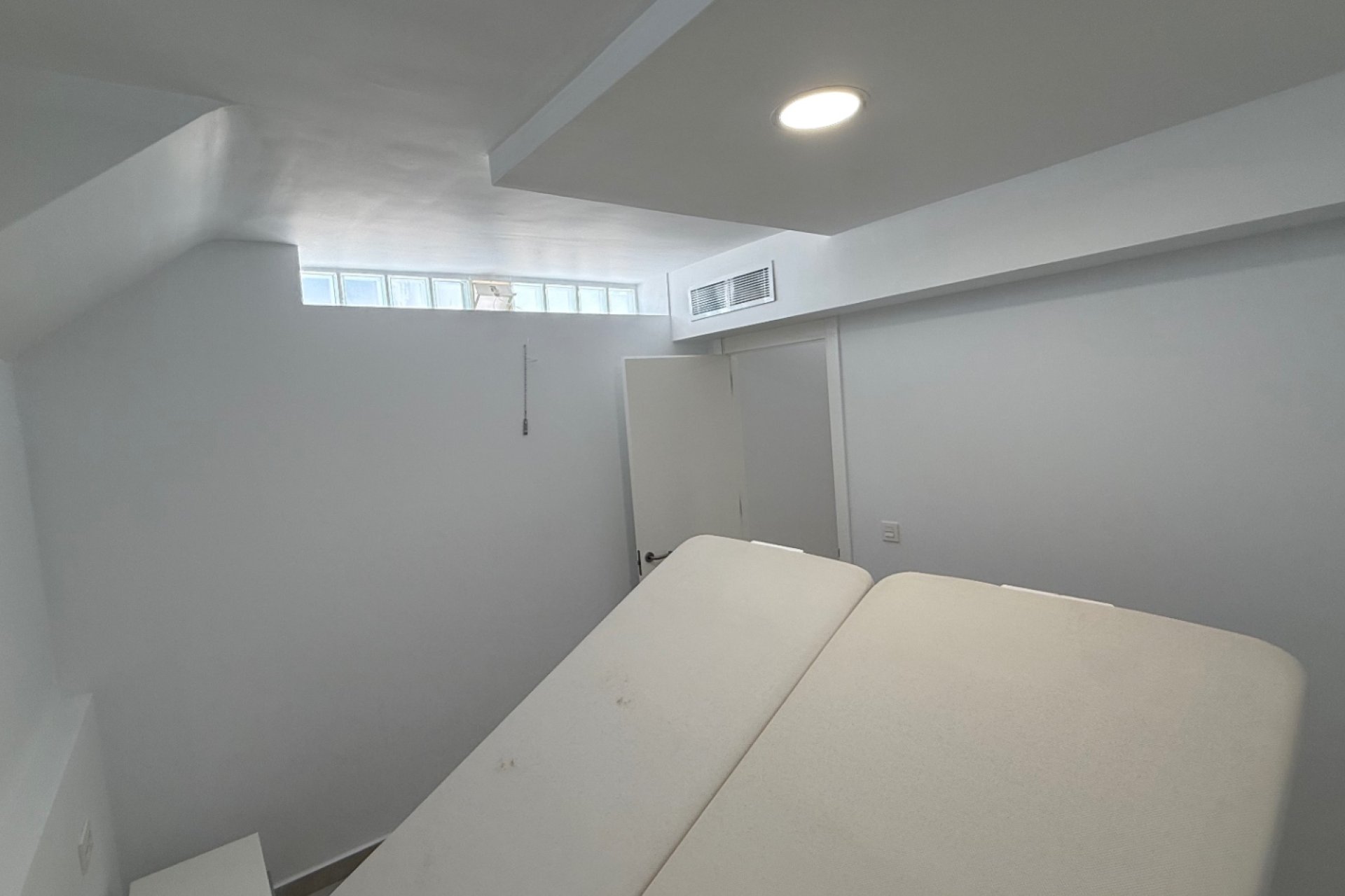 Återförsäljning - Detached villa -
Orihuela - Costa Blanca Sur