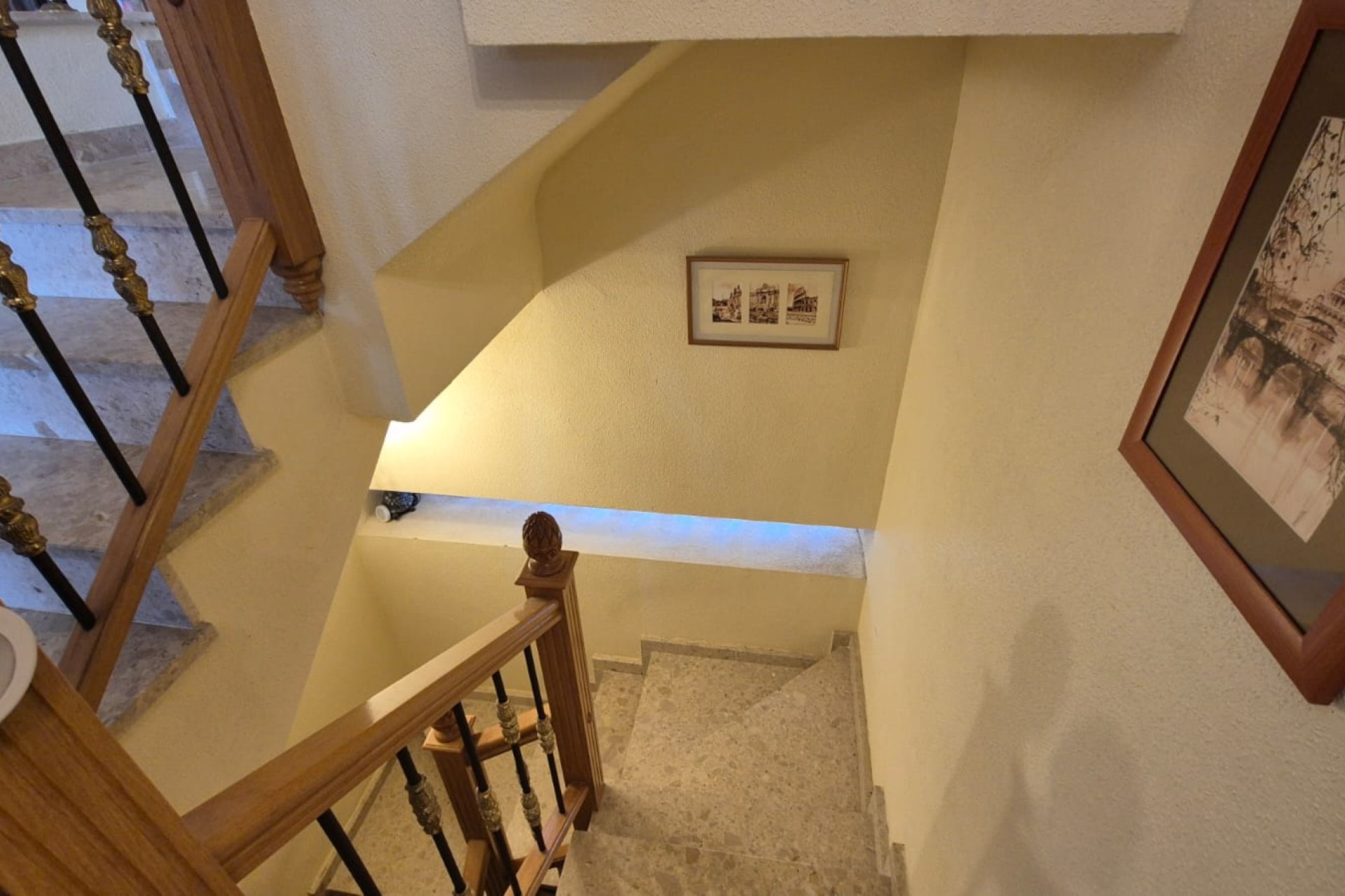 Återförsäljning - Detached villa -
Orihuela Costa - Costa Blanca Sur