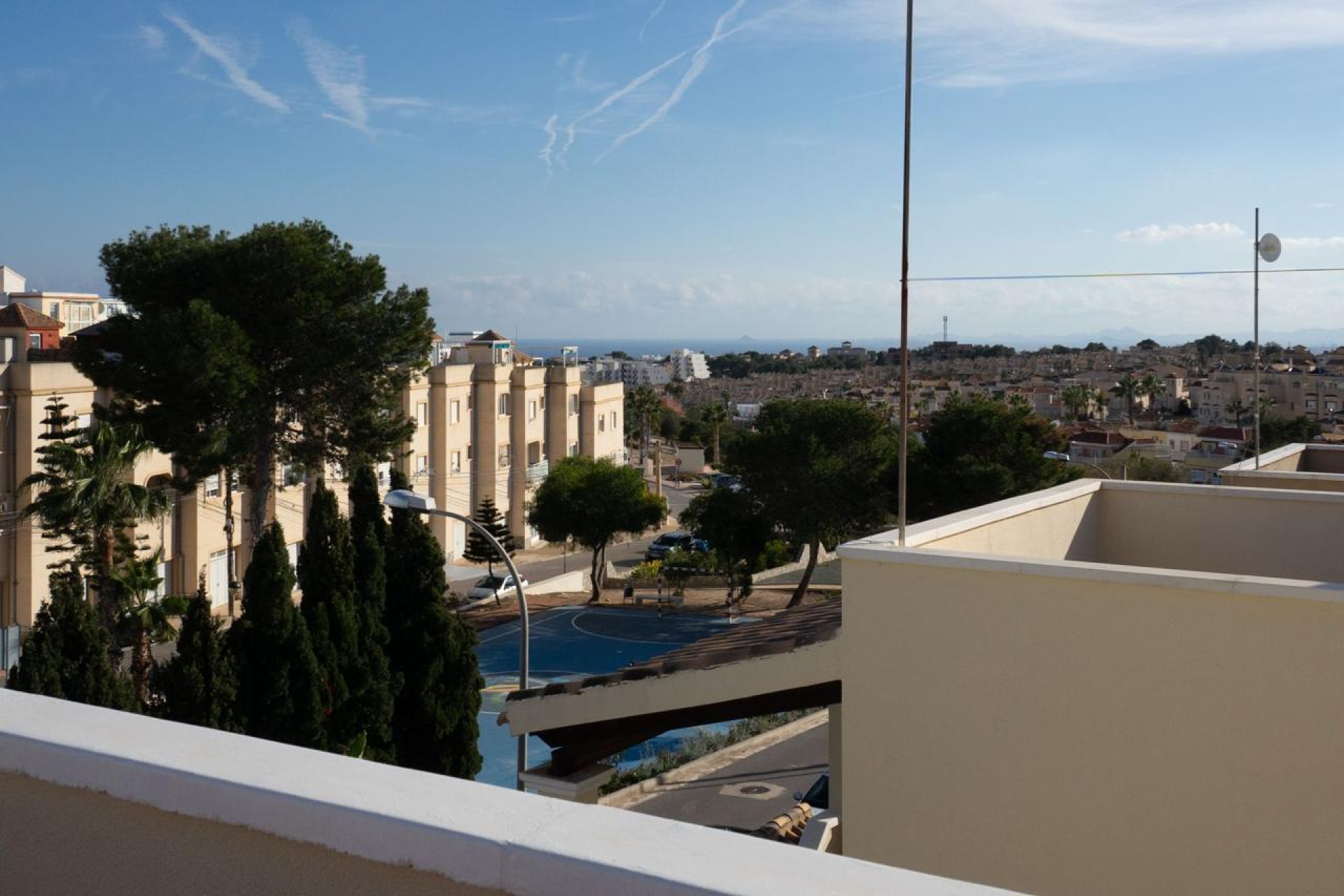 Återförsäljning - Detached villa -
Orihuela Costa - Las Filipinas