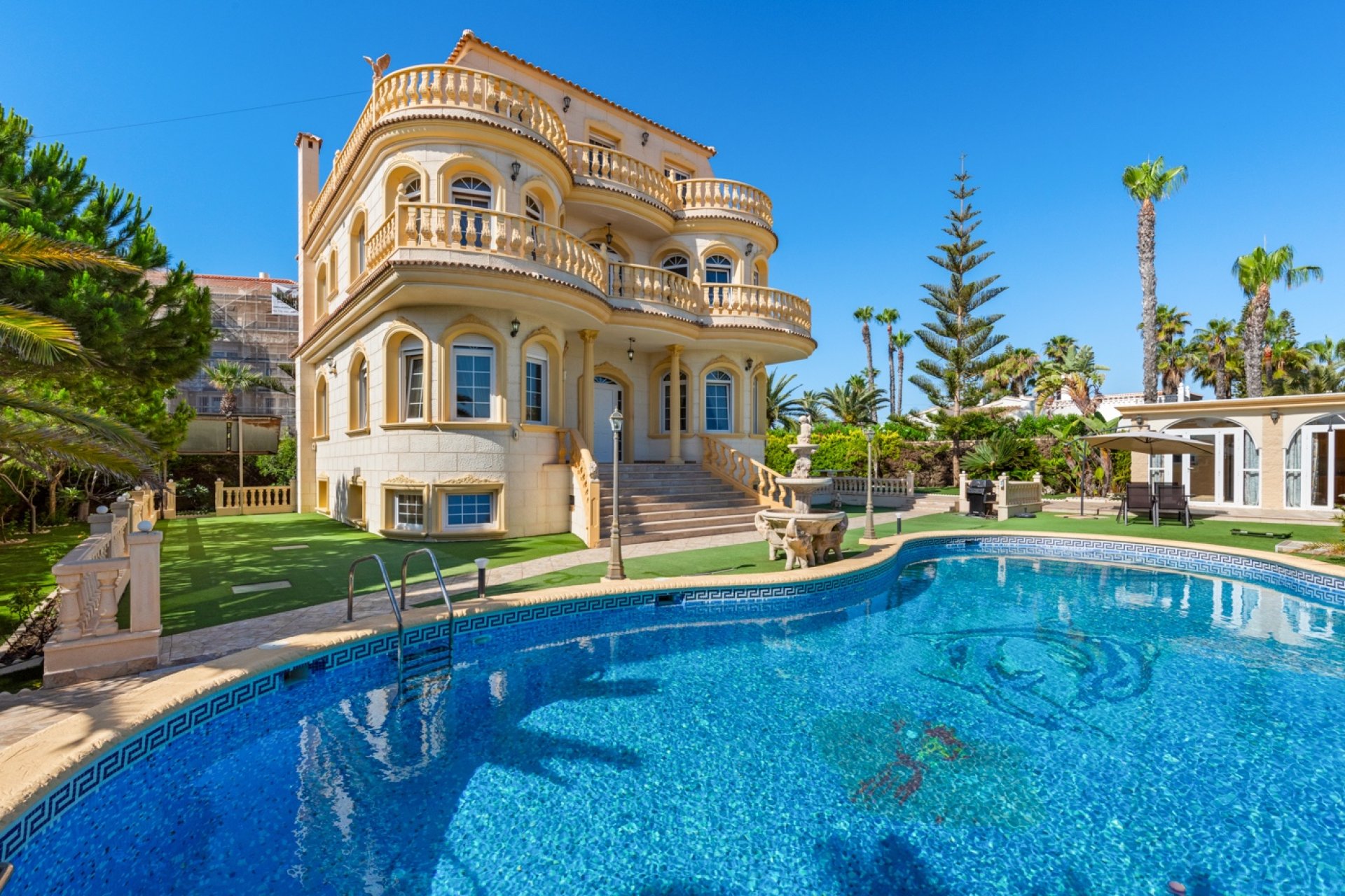 Återförsäljning - Detached villa -
Orihuela Costa - Playa Flamenca